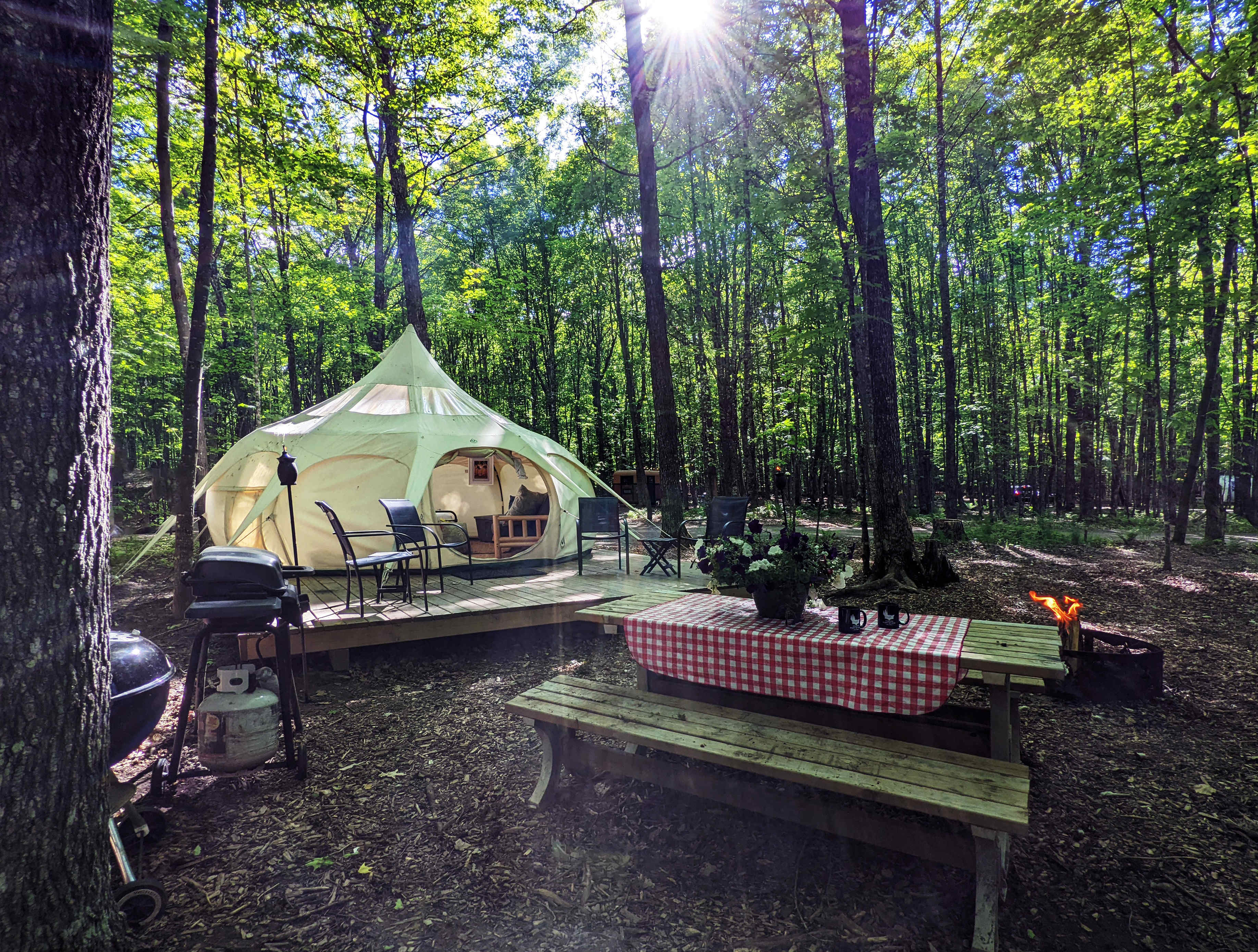 POV Lake Resort Glamping Campground