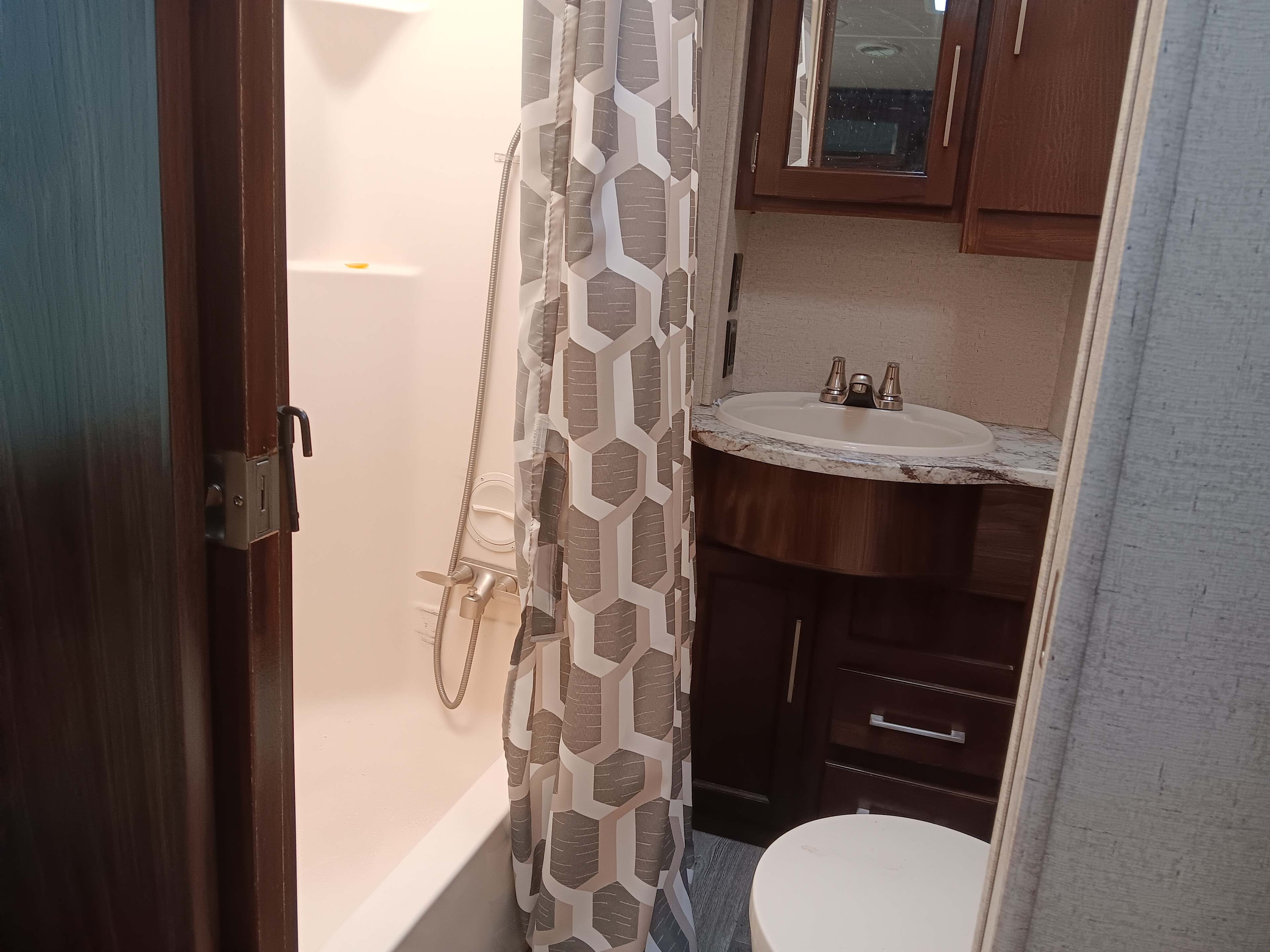 Master Bathroom - Full