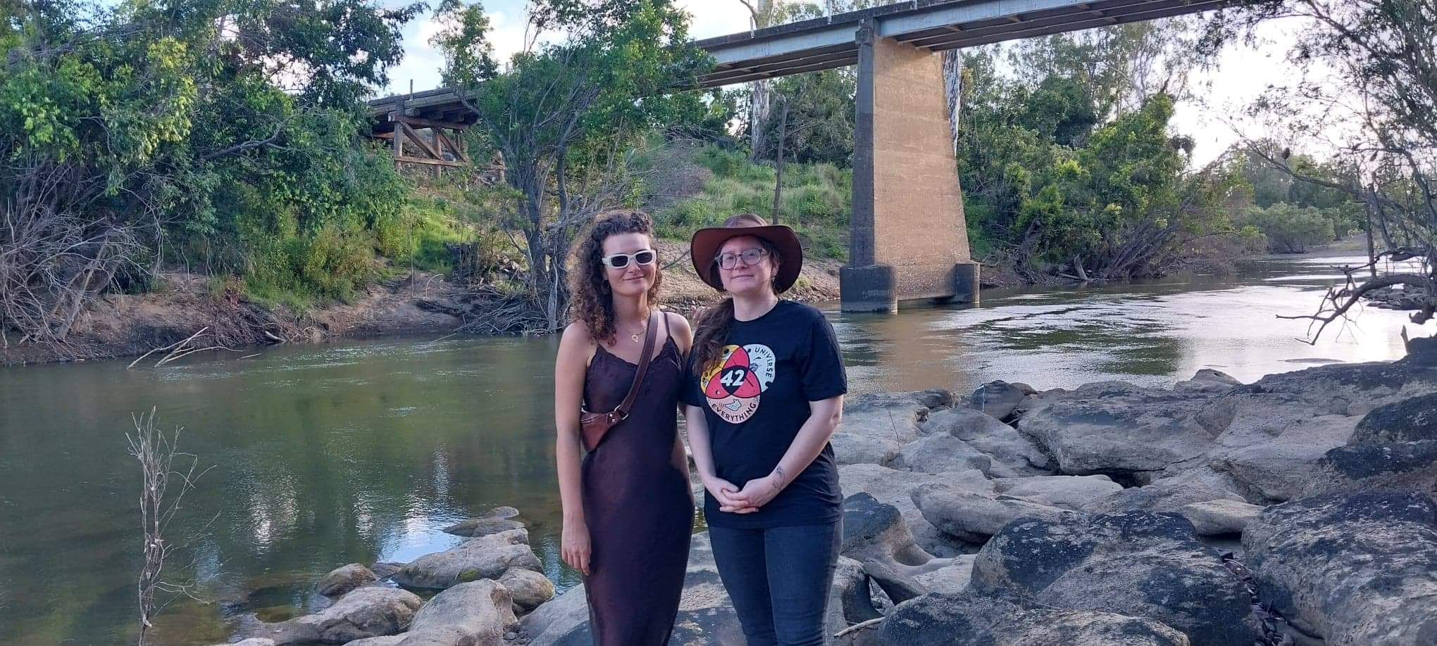 Right on the beautiful Mary River 
