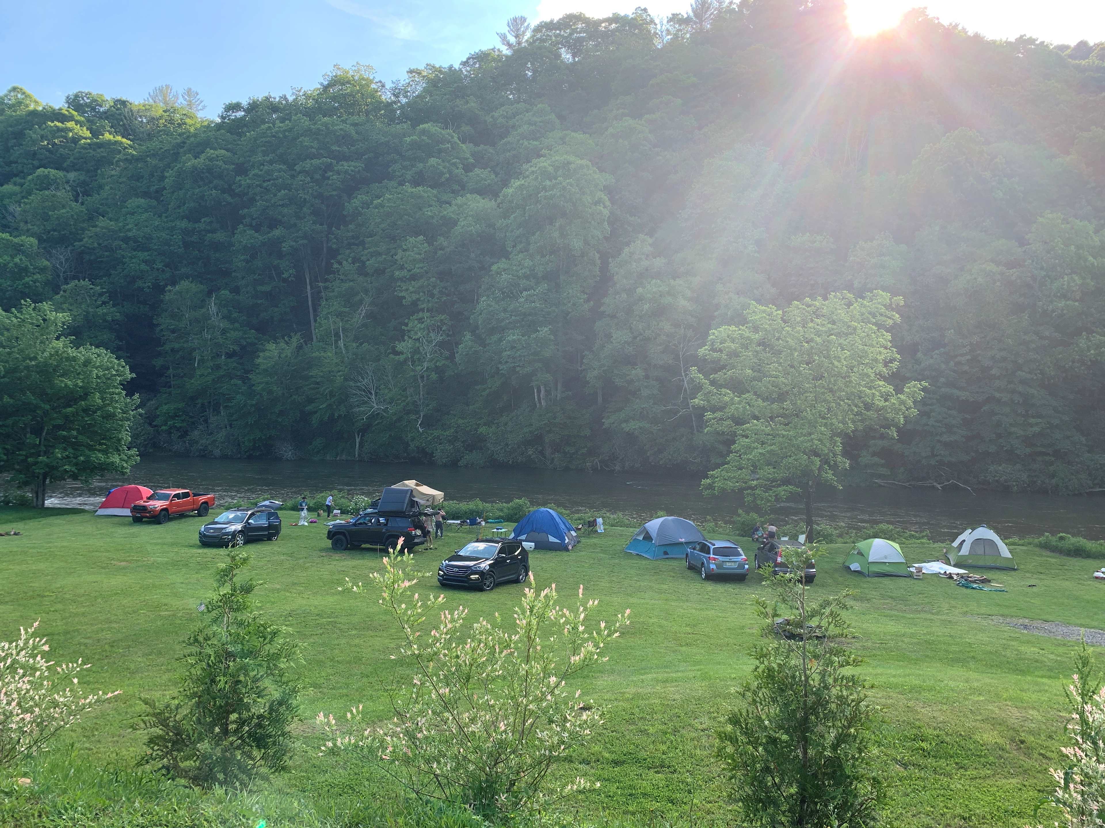 Large manicured campsites below. With the addition of the Liberty cabin, I have limited the number of groups camping to 4.  *

Exceptions may be made for holiday weekends.