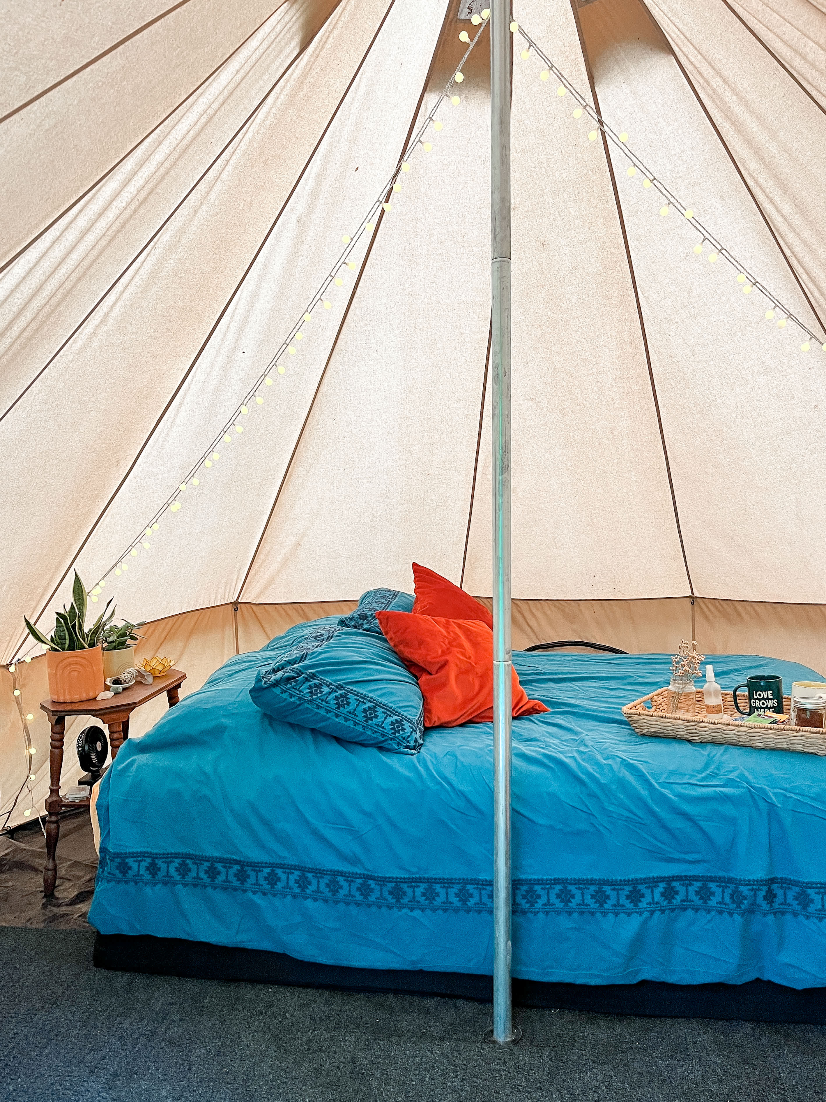 Hidden Spring Hideaway - Glamping