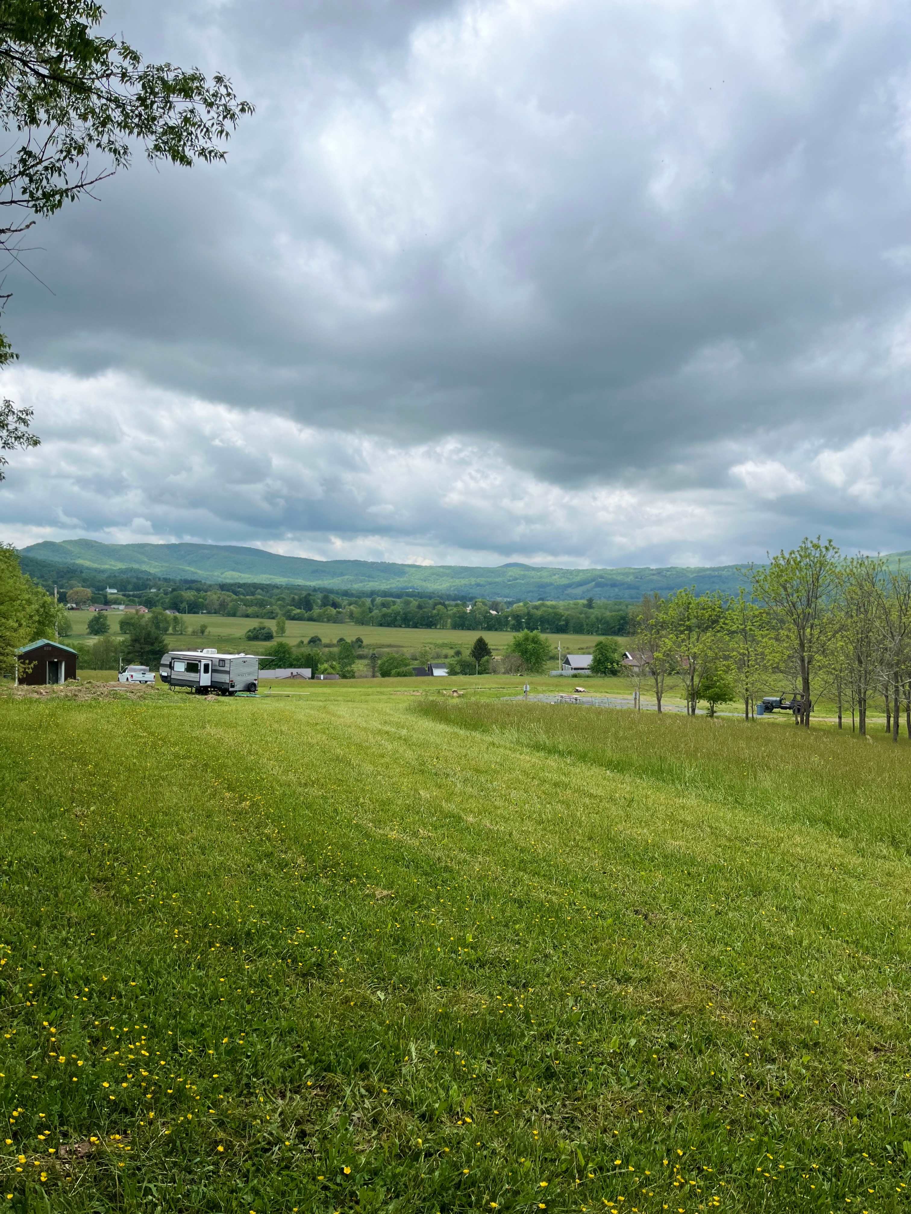 Tri Mountain View