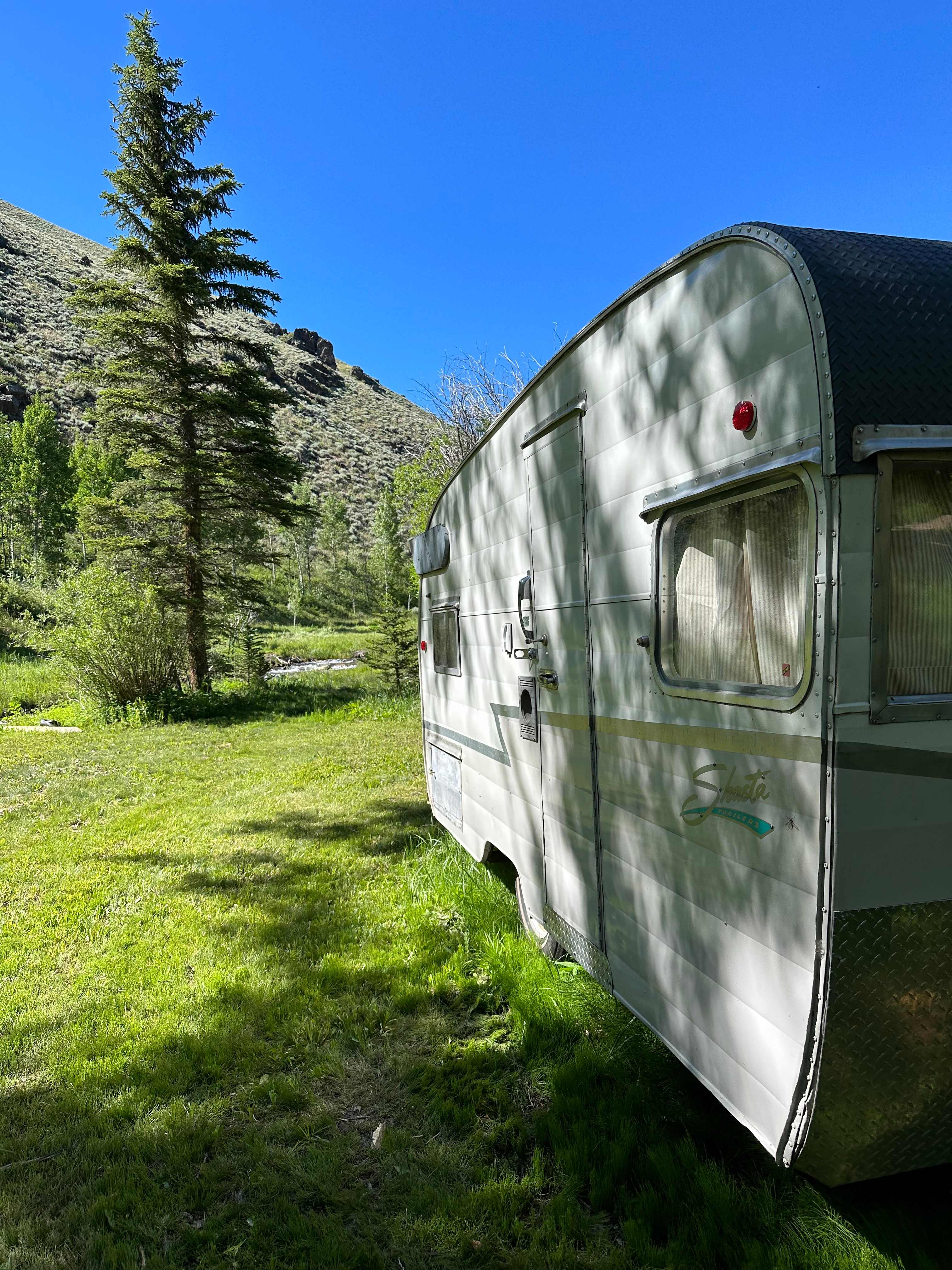 Riverside Vintage Campers