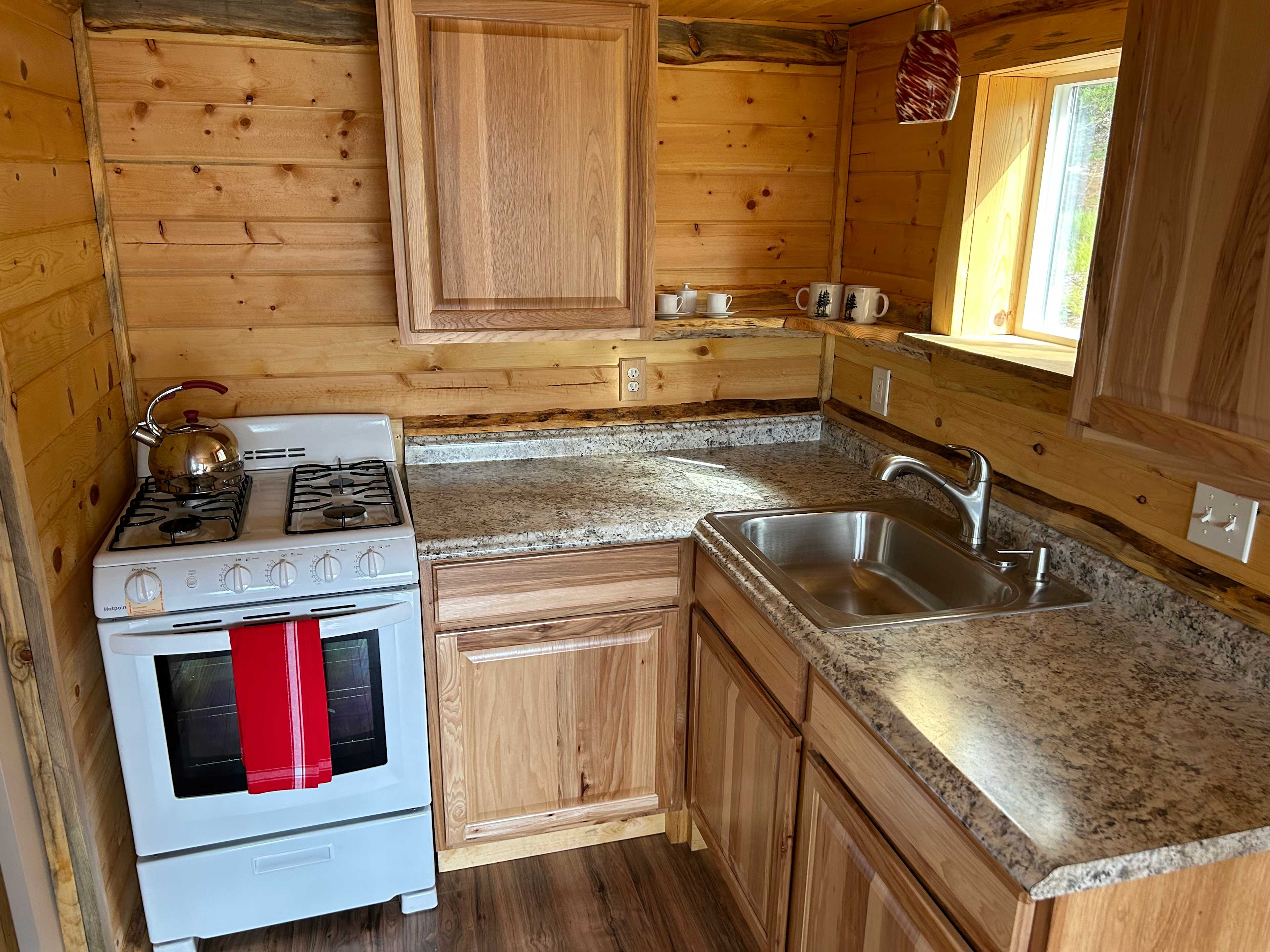 Bull Lake Mountaintop Retreat