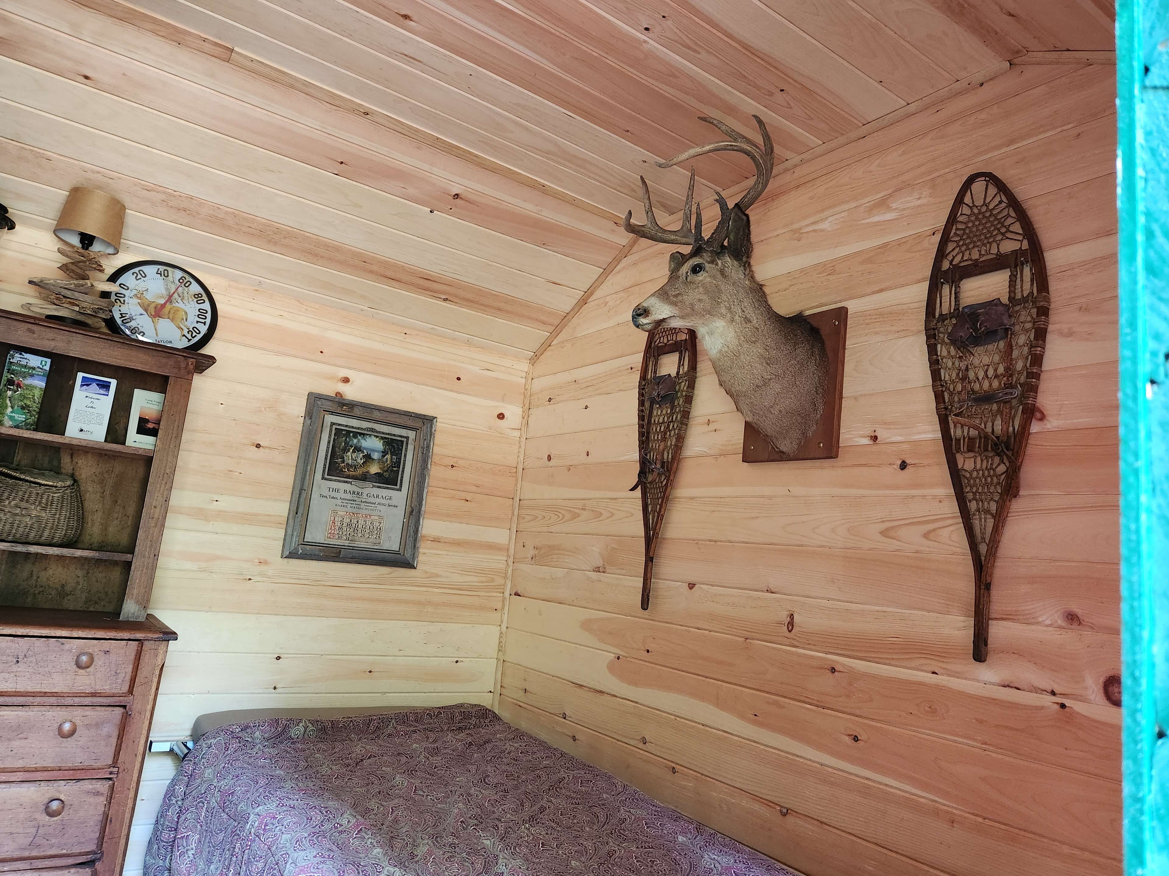 Twin Bucks Cabin 🦌🦌