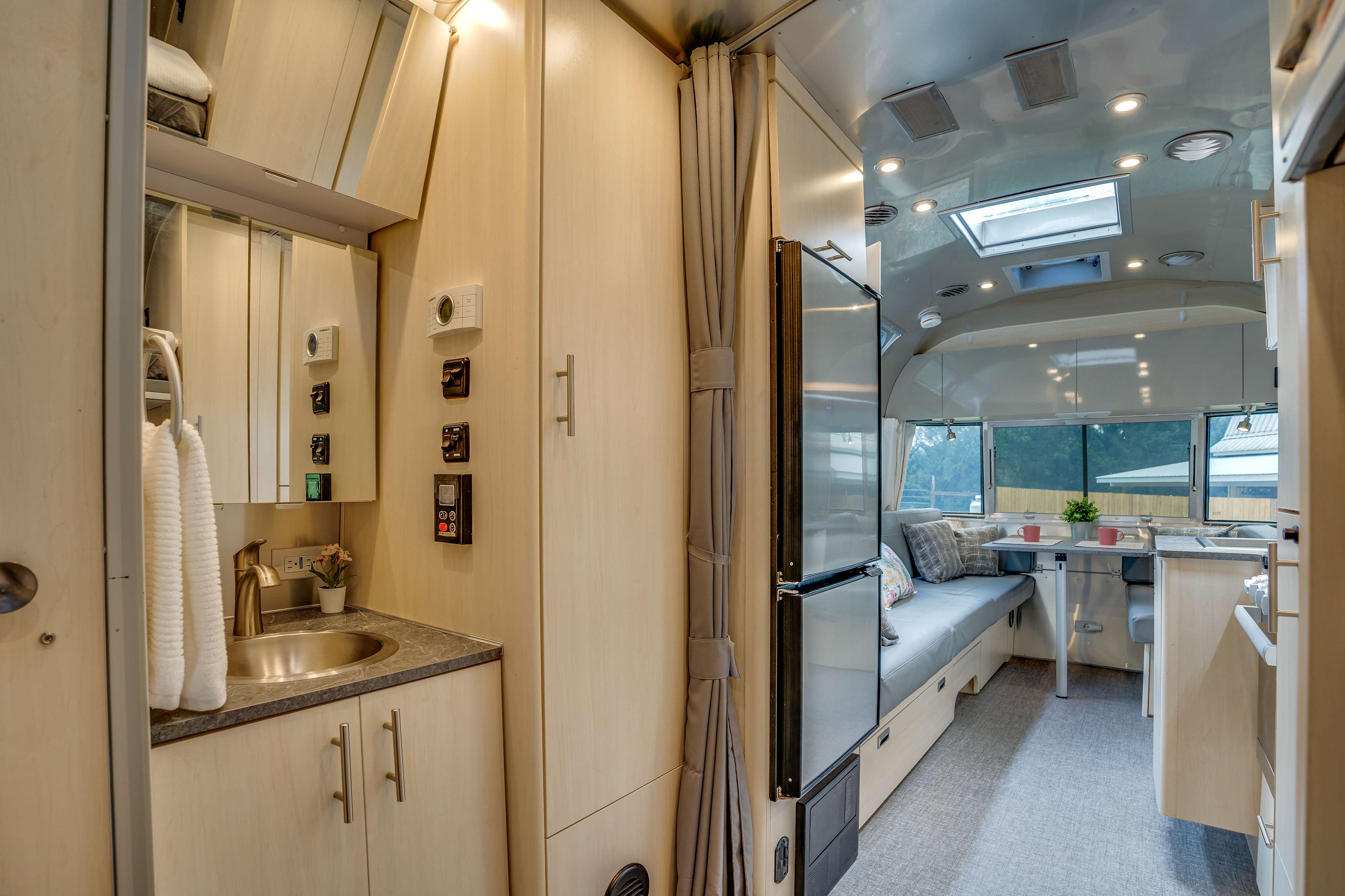 Airstream Glamping 1