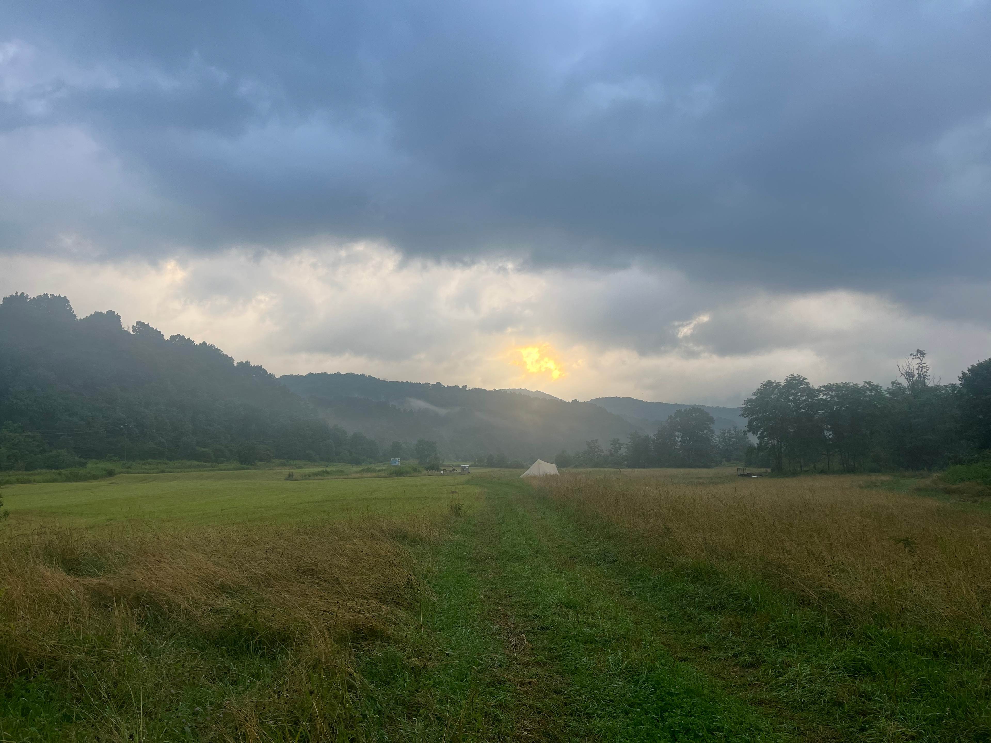Snowshoe Valley Camping & Glaming