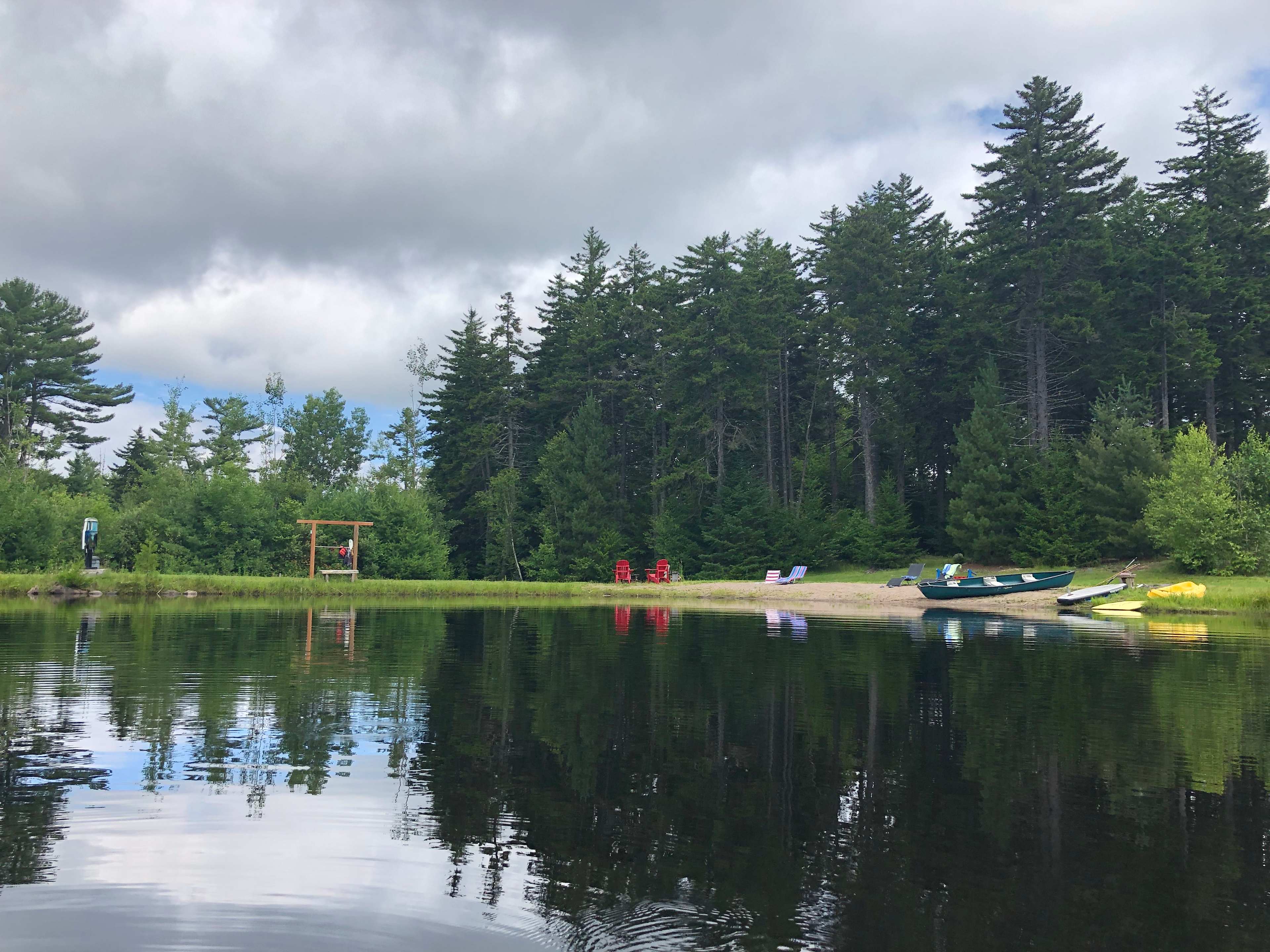 Pond (more boats not showing)