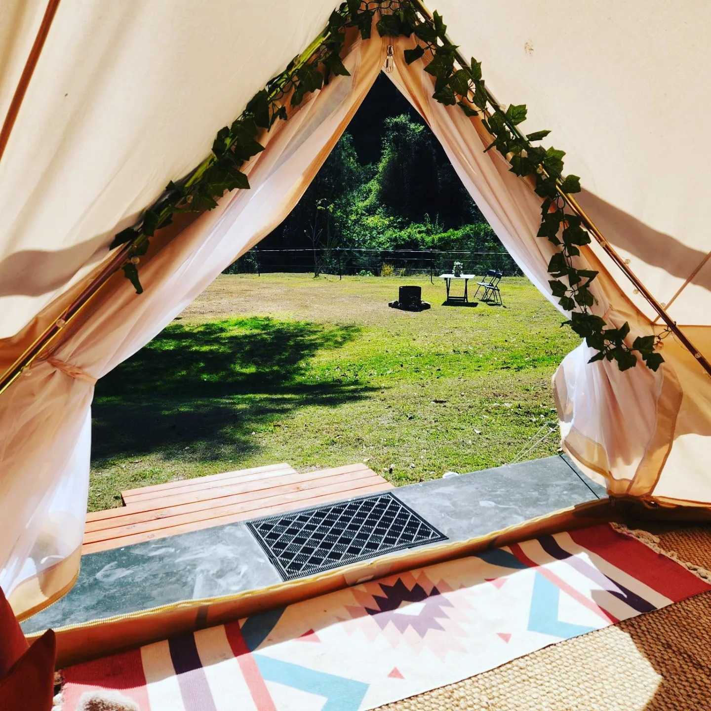 Illinbah Glamping off grid .