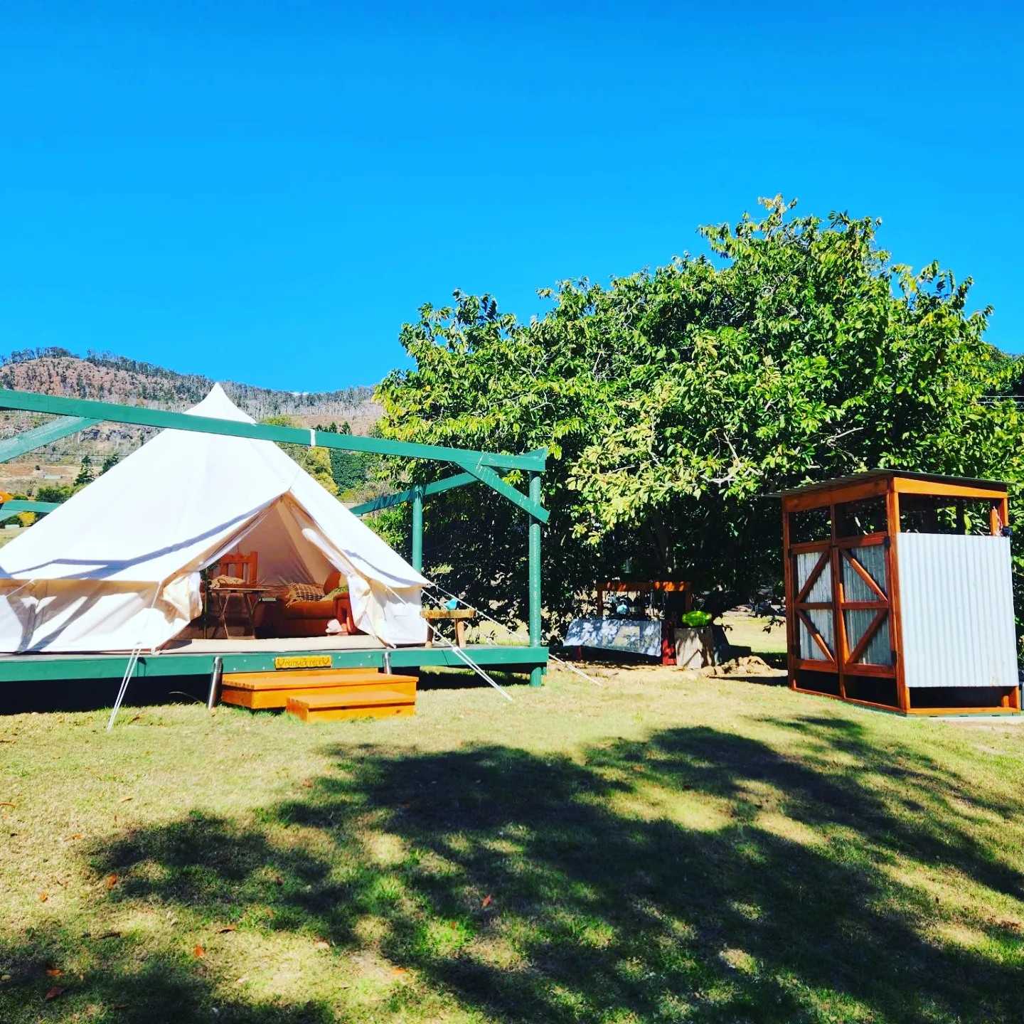 Illinbah Glamping off grid .