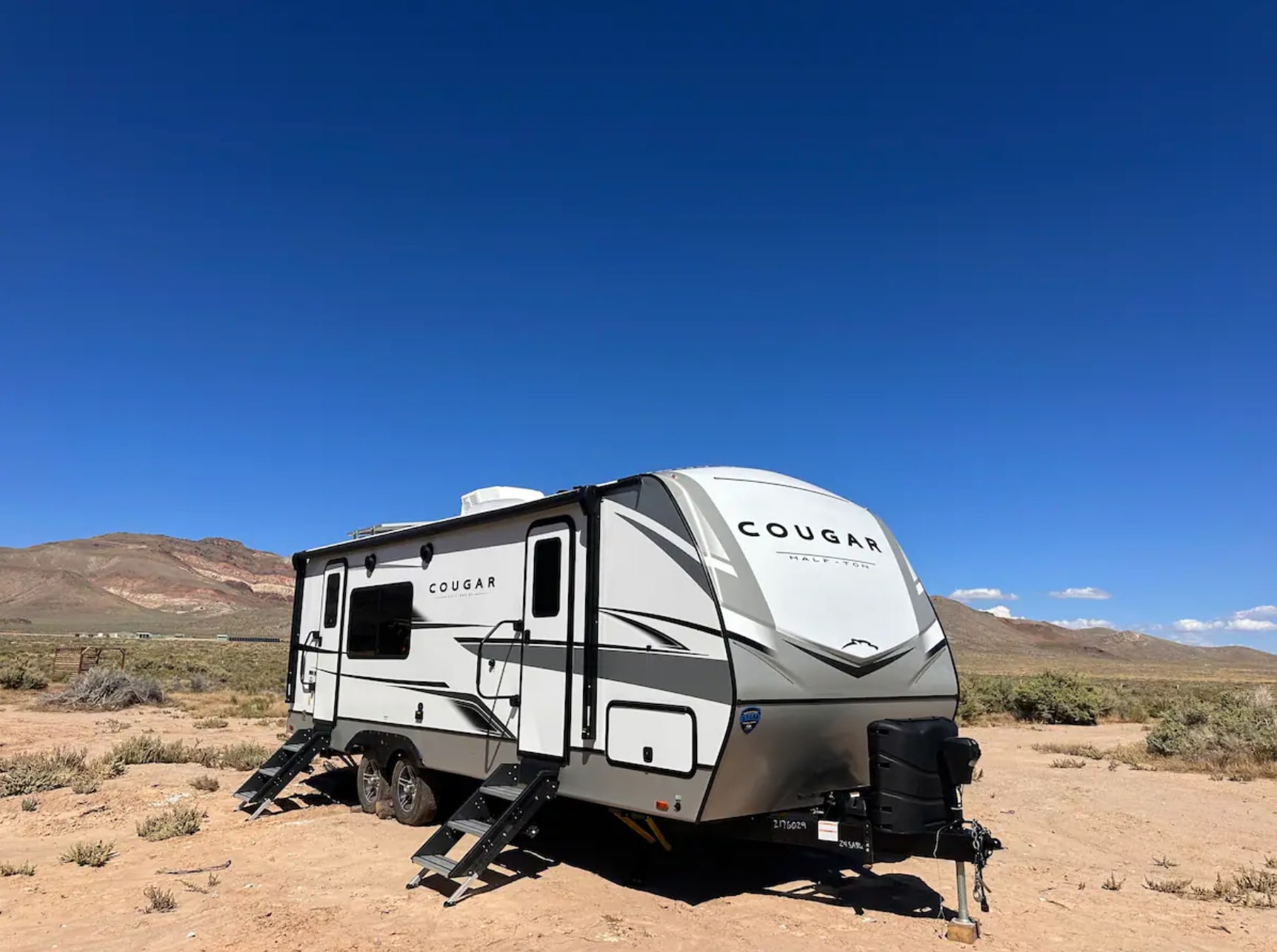 Luxury Trailer on Off-grid Emu Farm