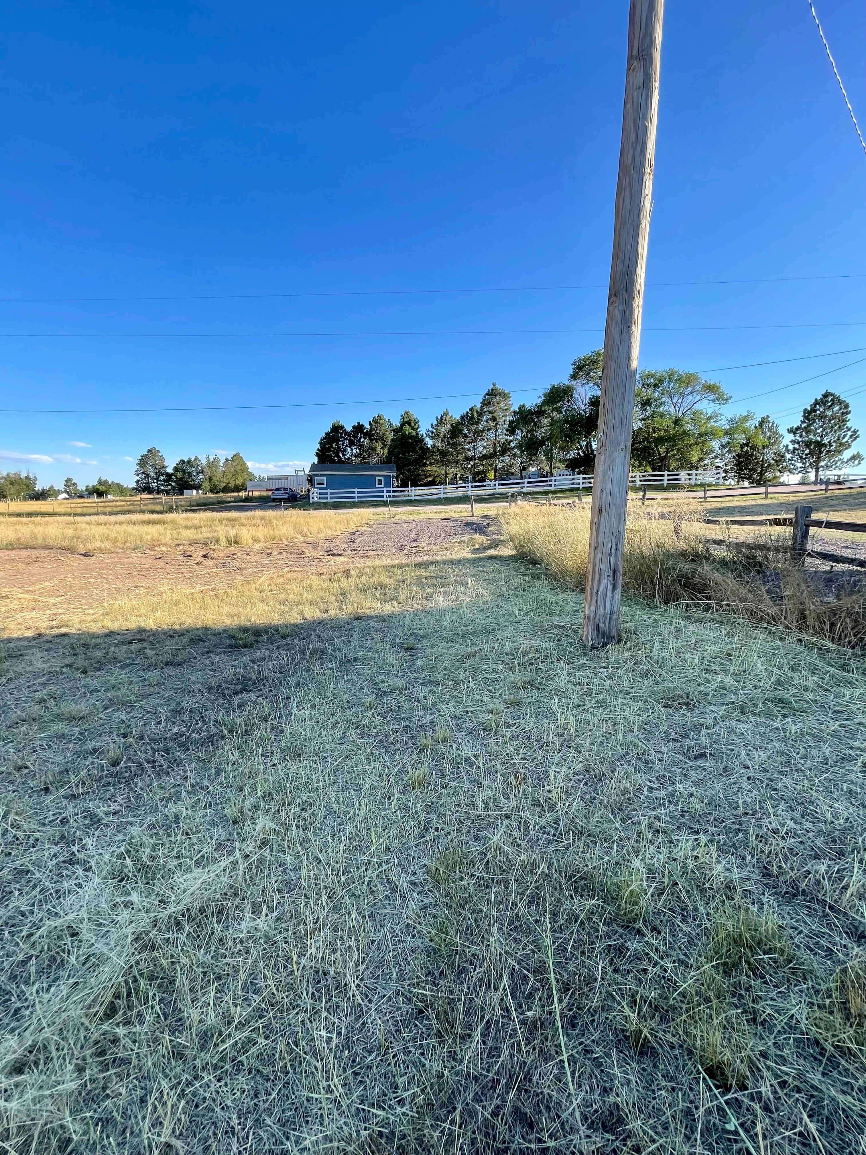 Gate entrance to back pasture & parking. Fresh gravel at entry to smooth the ride in.  