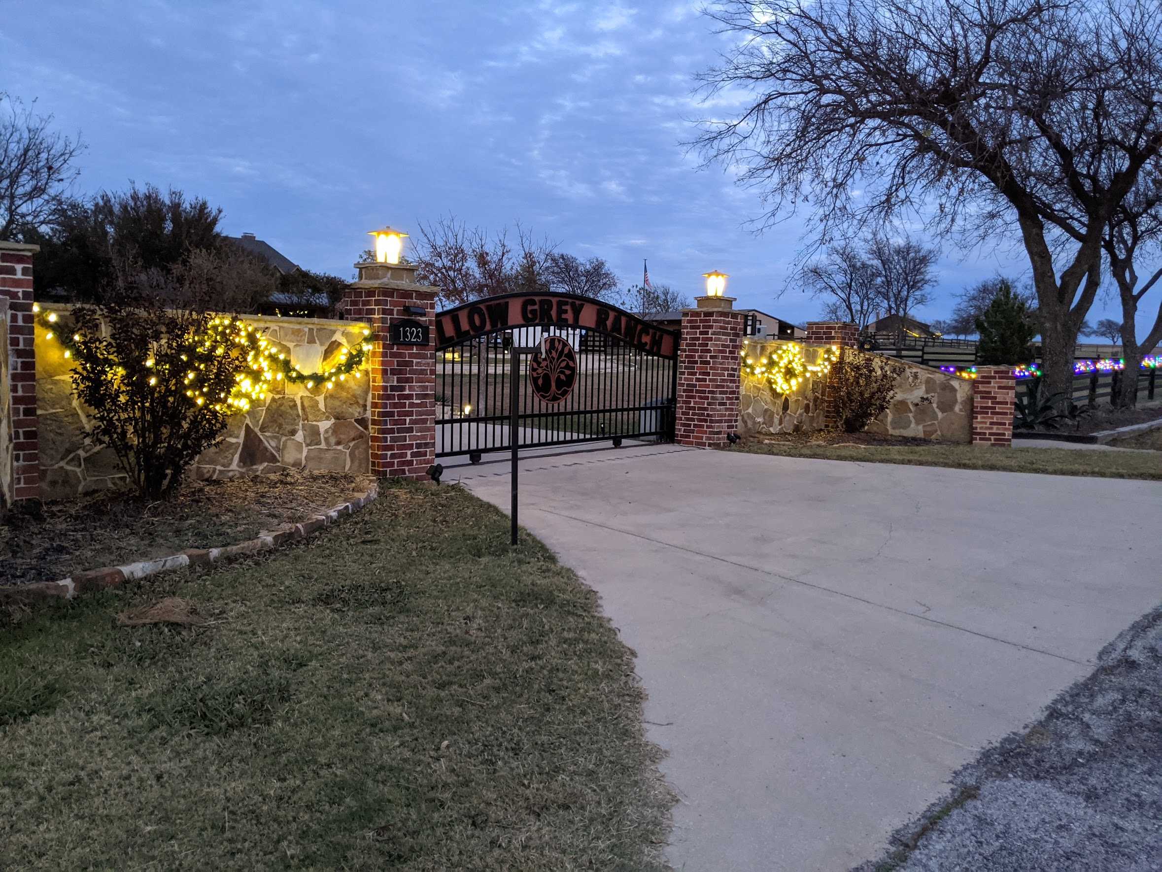 Easy driveway access for trailers