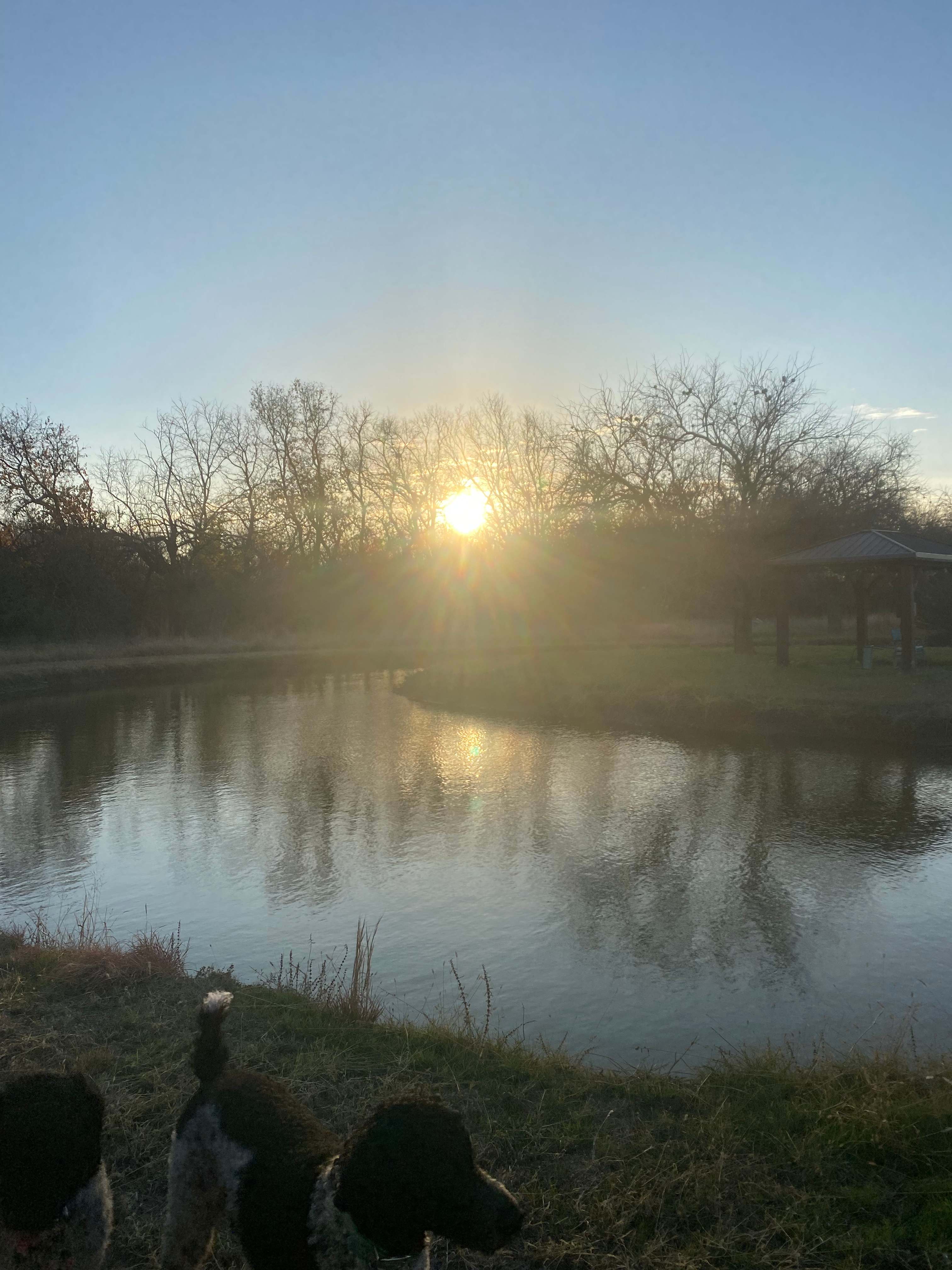 Buster’s Lakeside Retreat