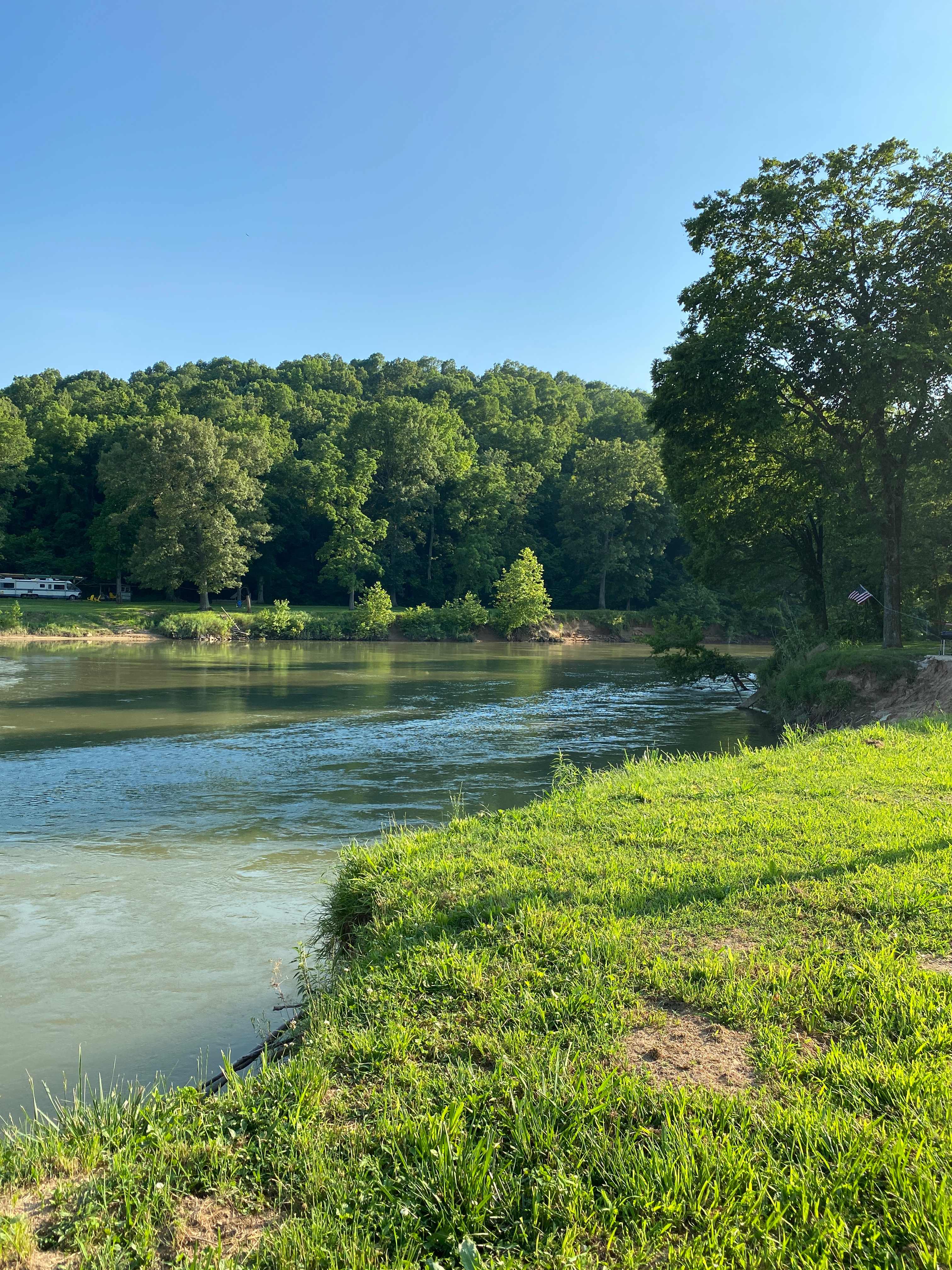 RIVERSIDE RV spot