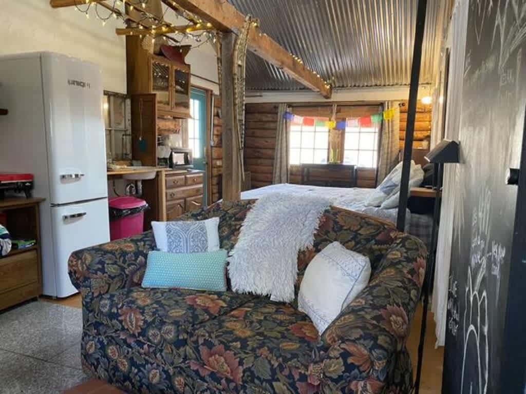 Redtail Retreat - The Studio