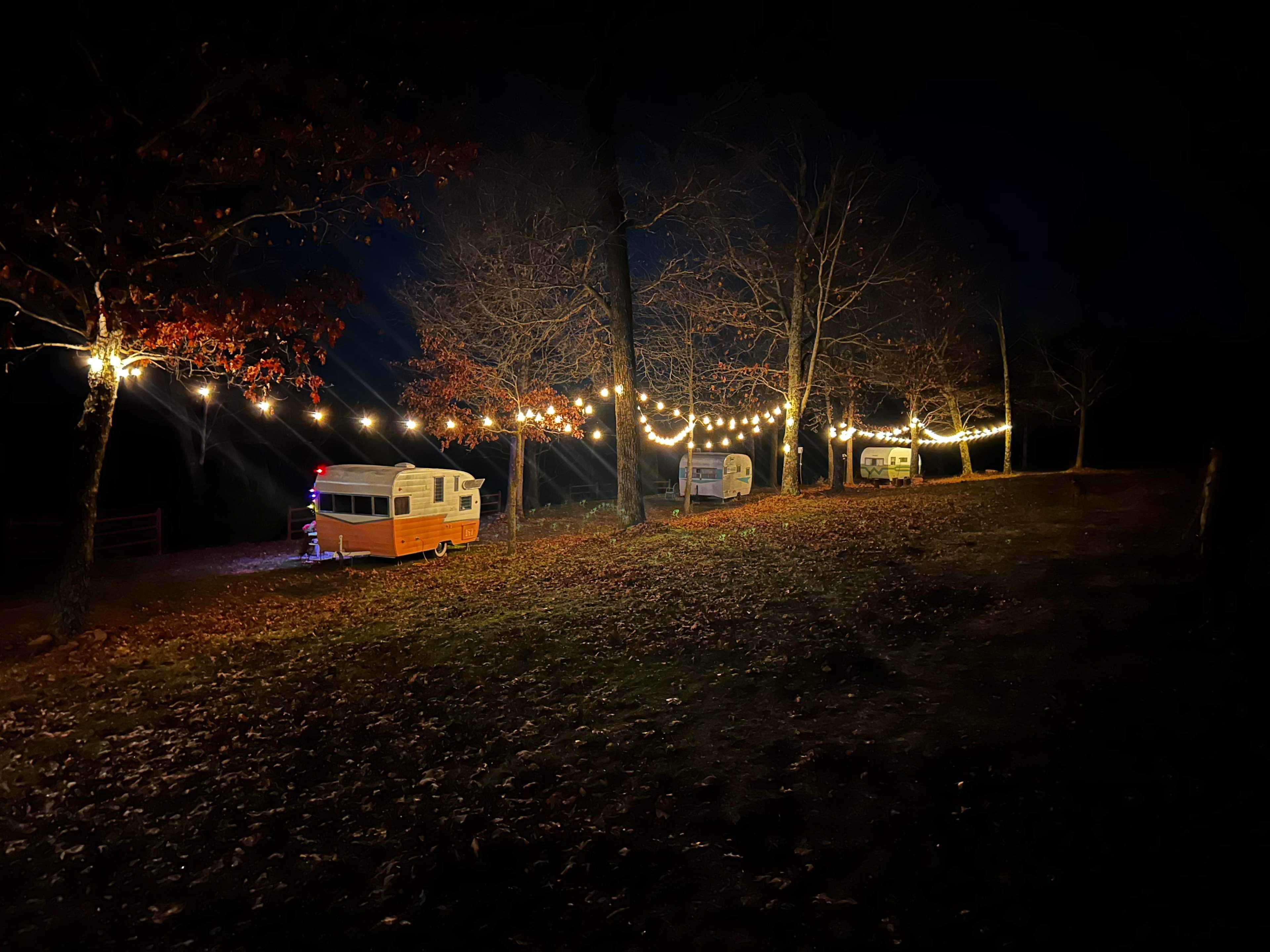 View of the property showing all campers. 