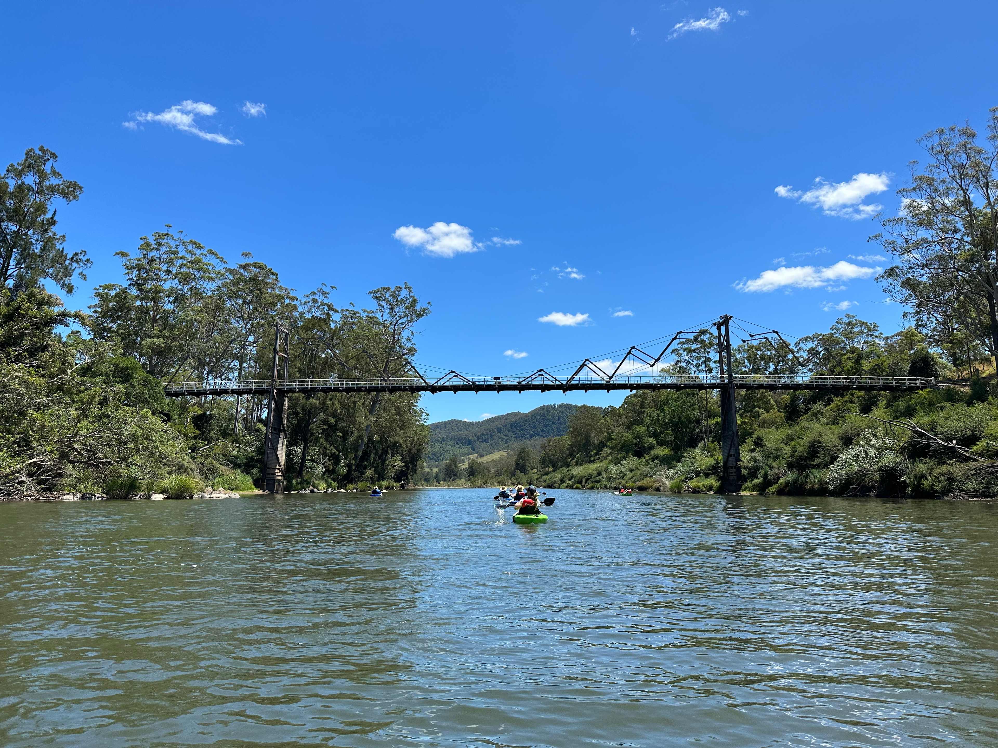 Riverside Camping - Long Flat Pub