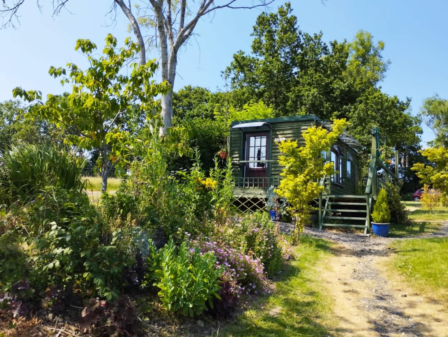 Hastingford Fishery Glamping