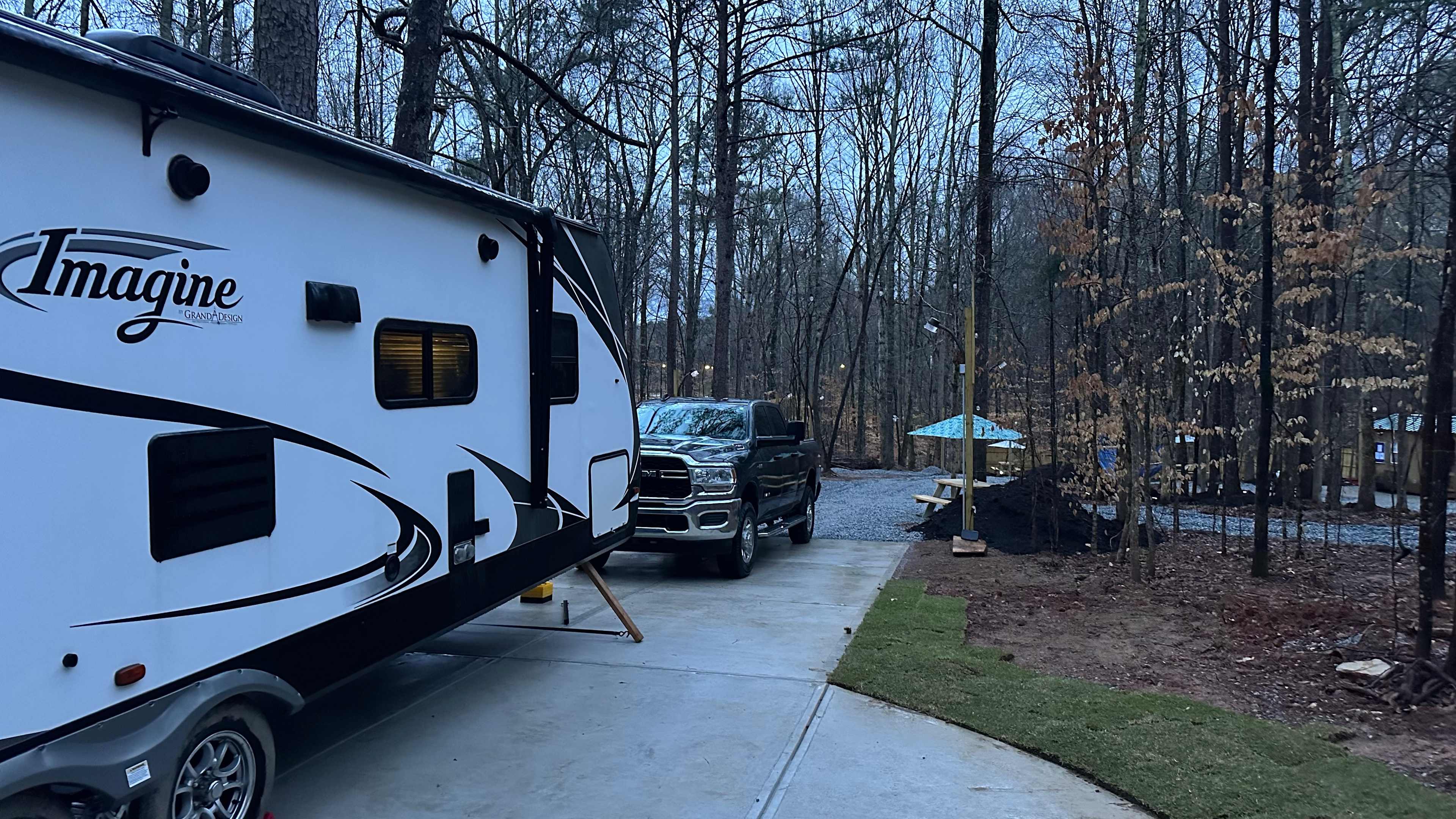 ATL OASIS RV Parking & Campgrounds