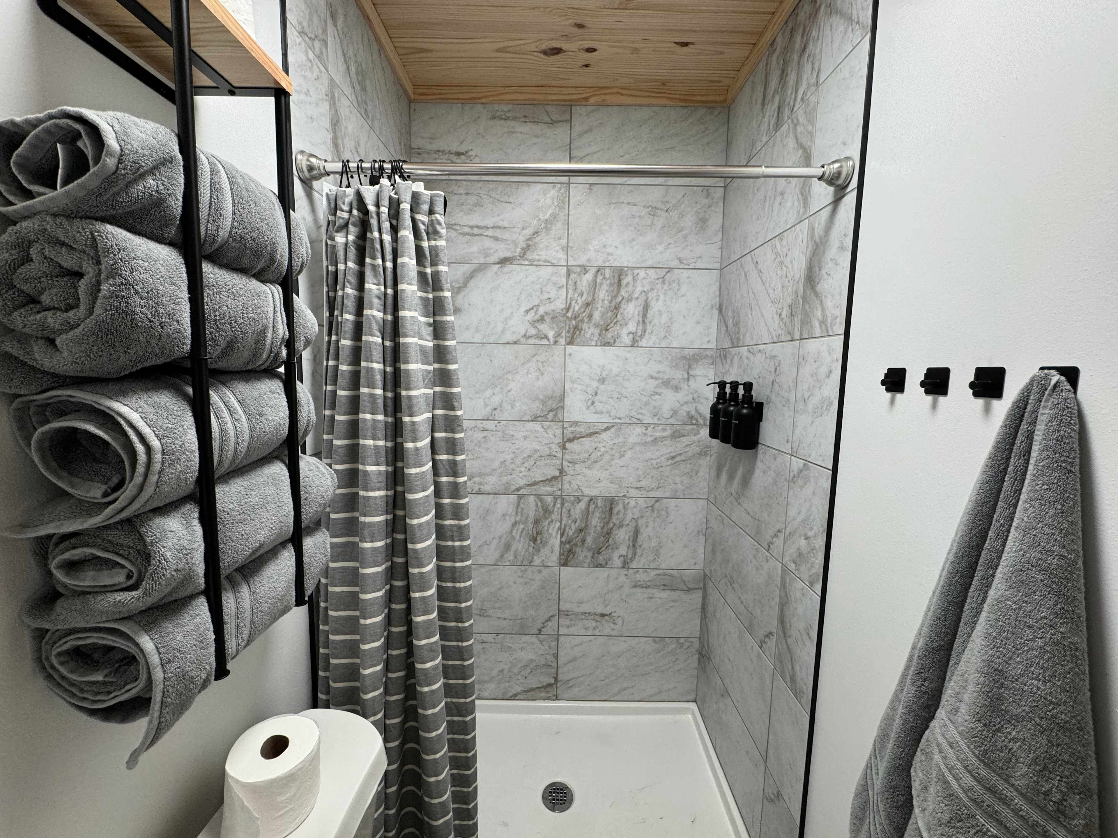 Creekside Container Cabin