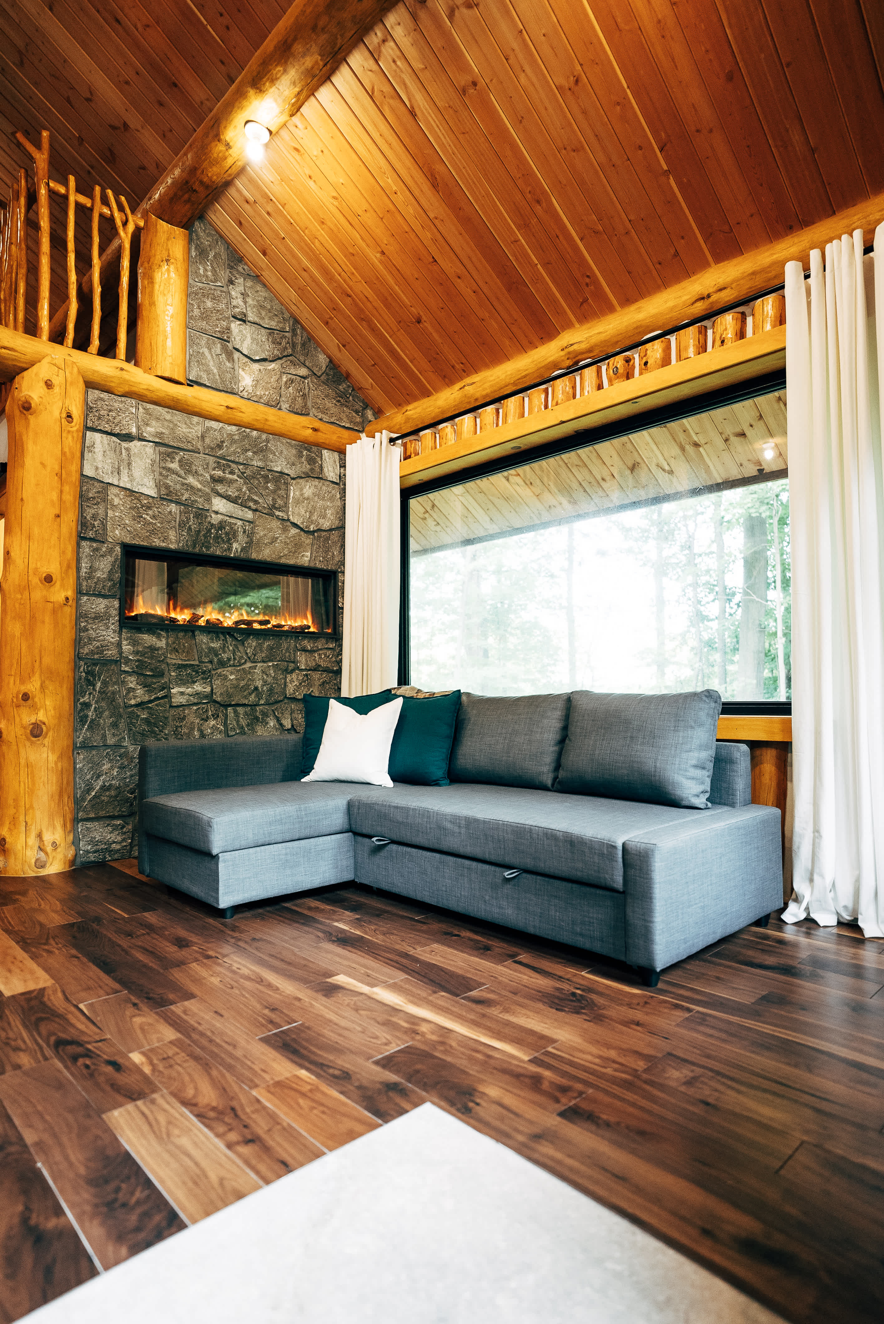 Creekside Cabin