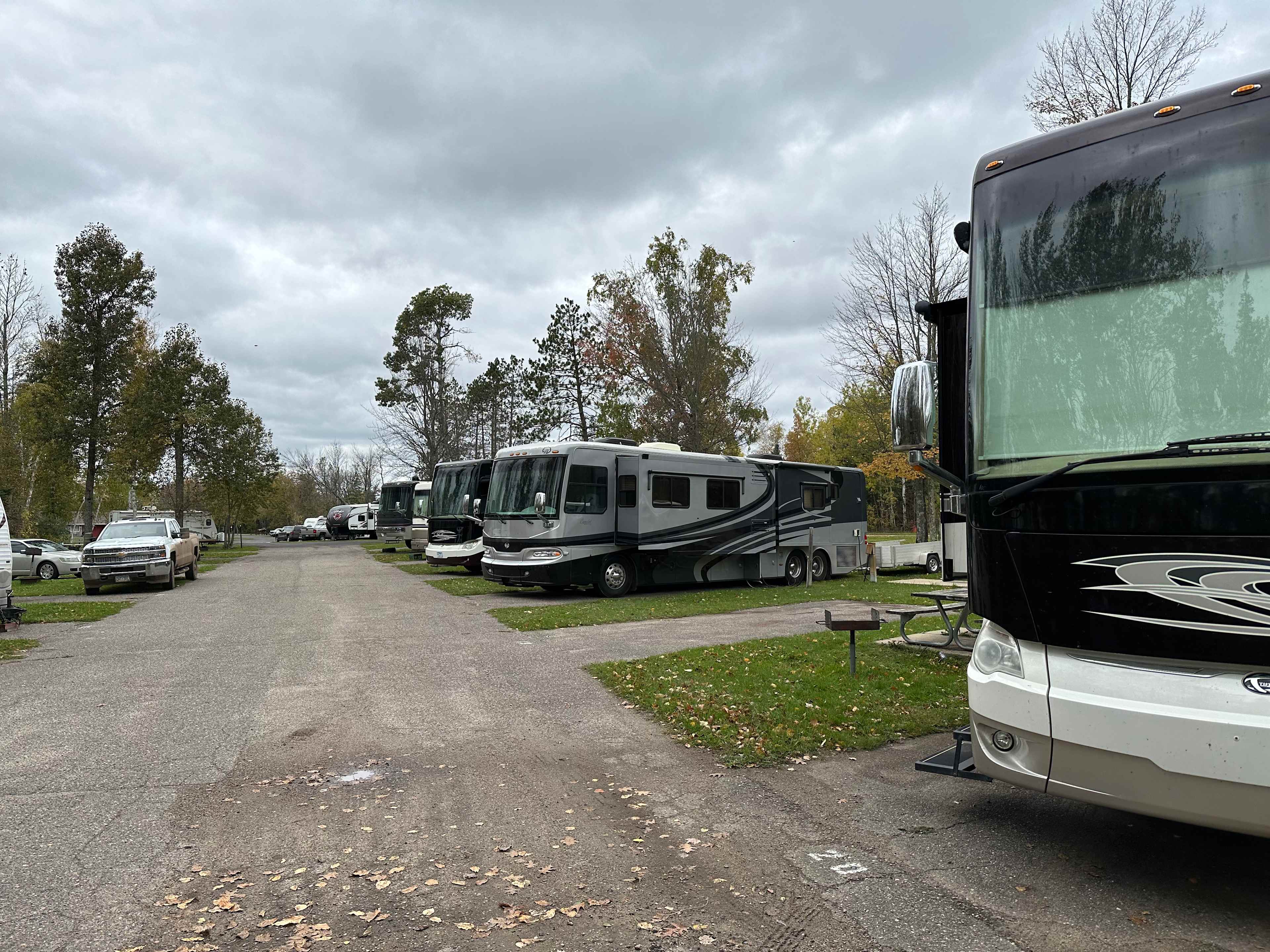 Trails Inn Quadna Motel & RV Park