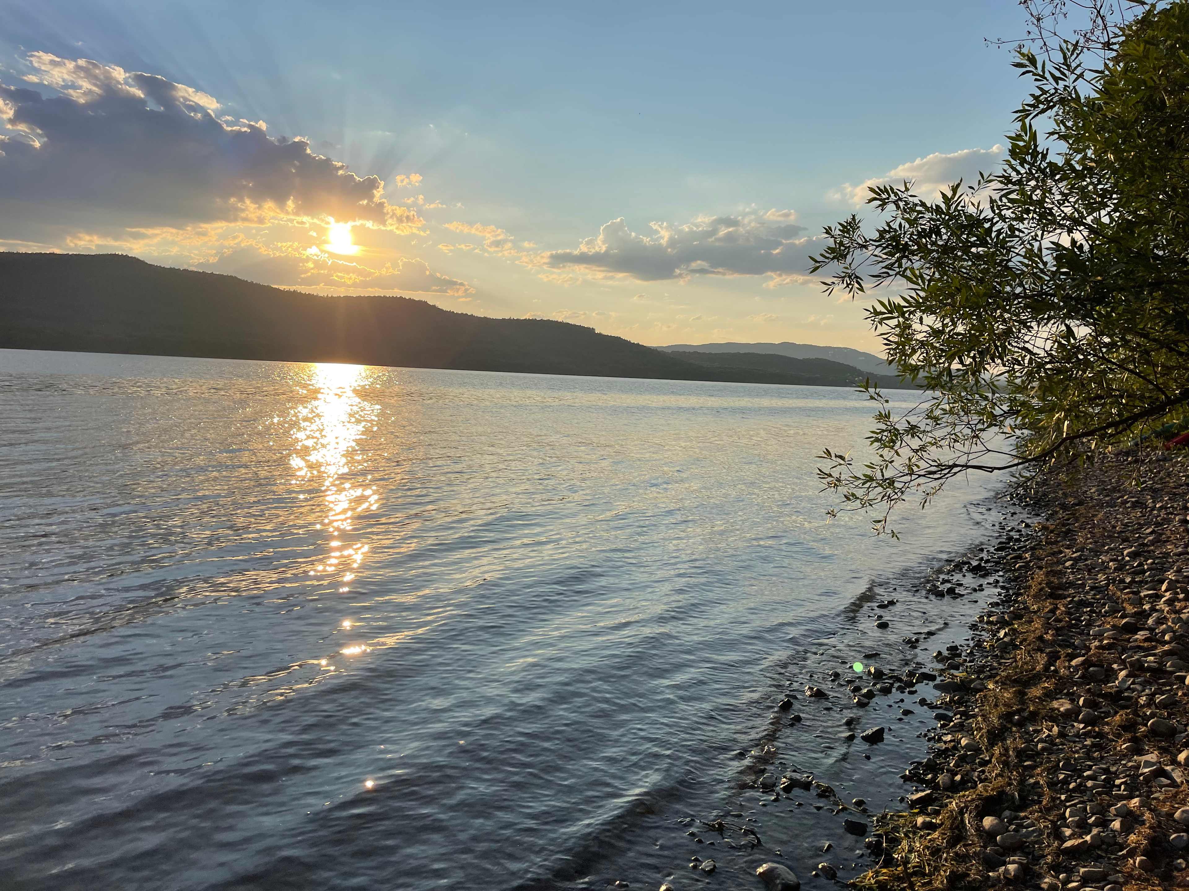 Sandy's Lake Champlain Retreat