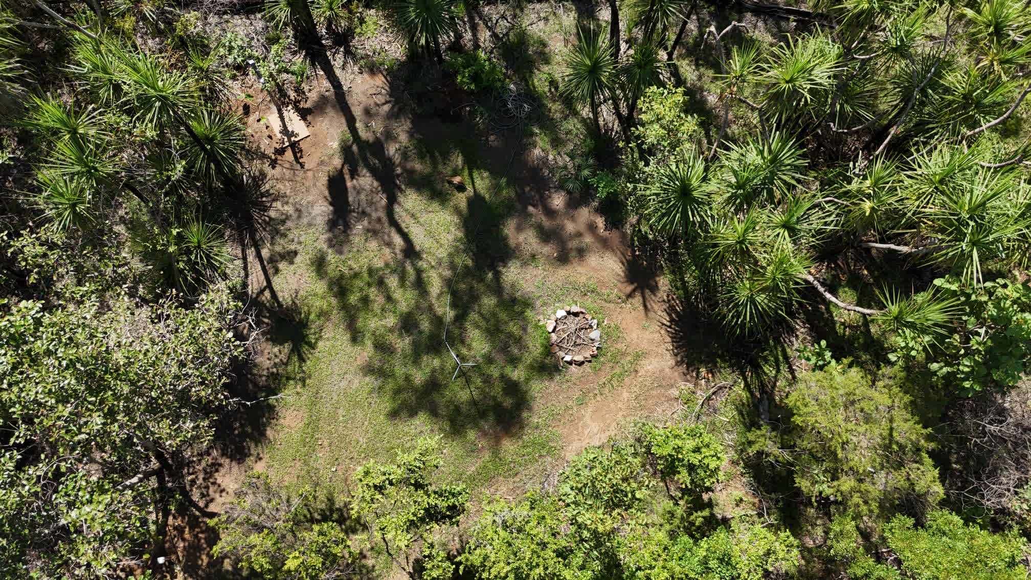 Middle Camp & Stay- Berry Springs