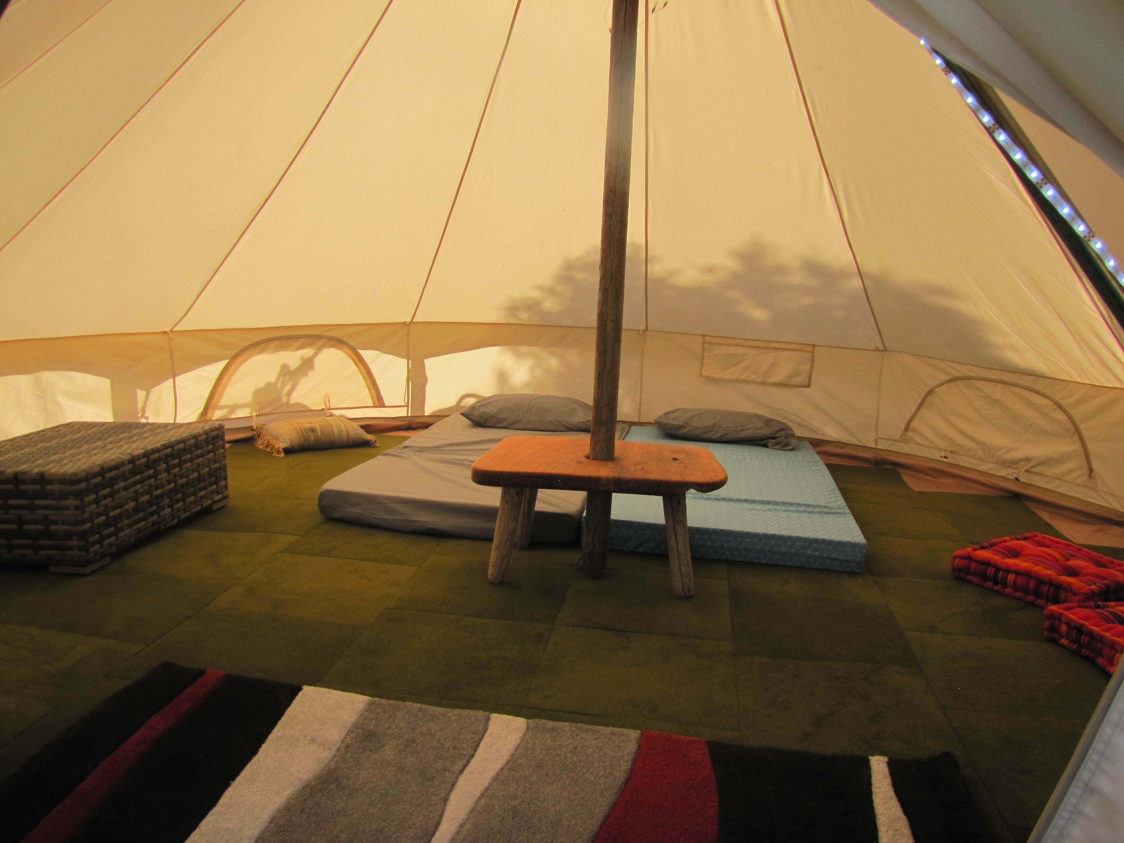 Milanesia Bay Camp