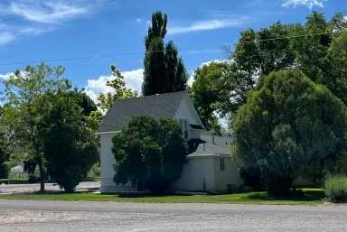 A picture of our historic house in the center of town.