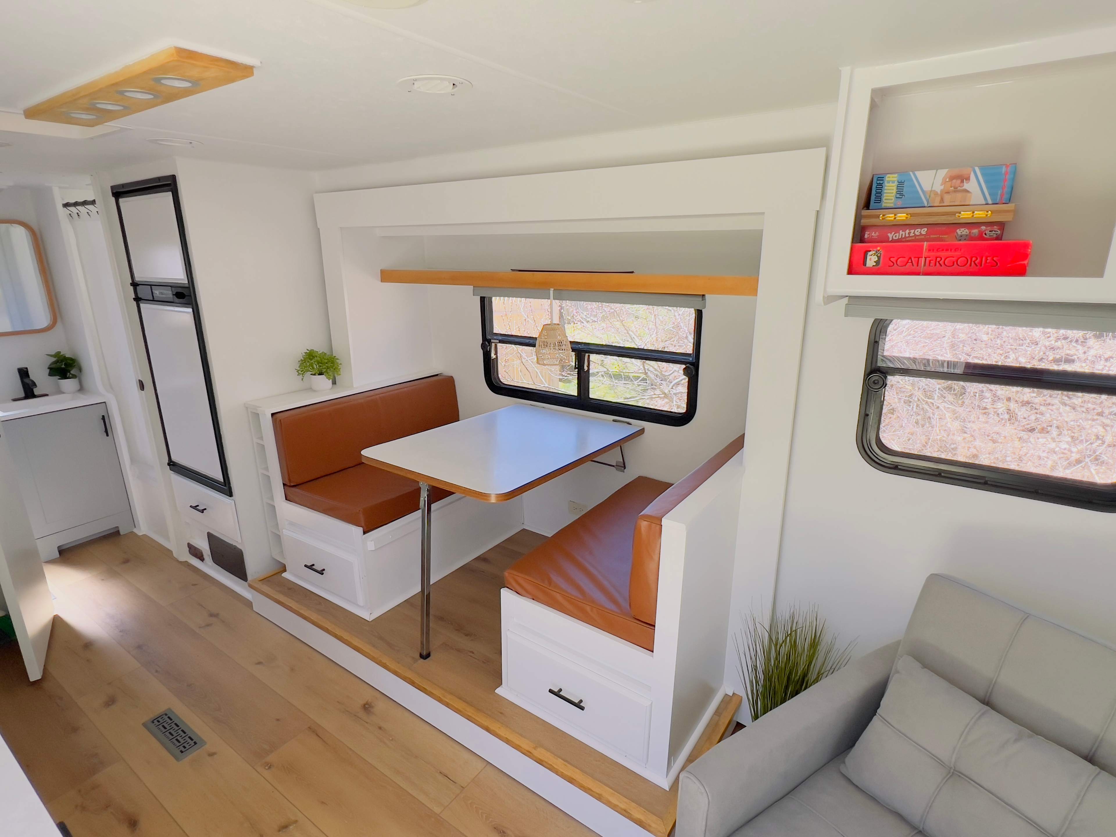Private Cozy Camper Near Beaches