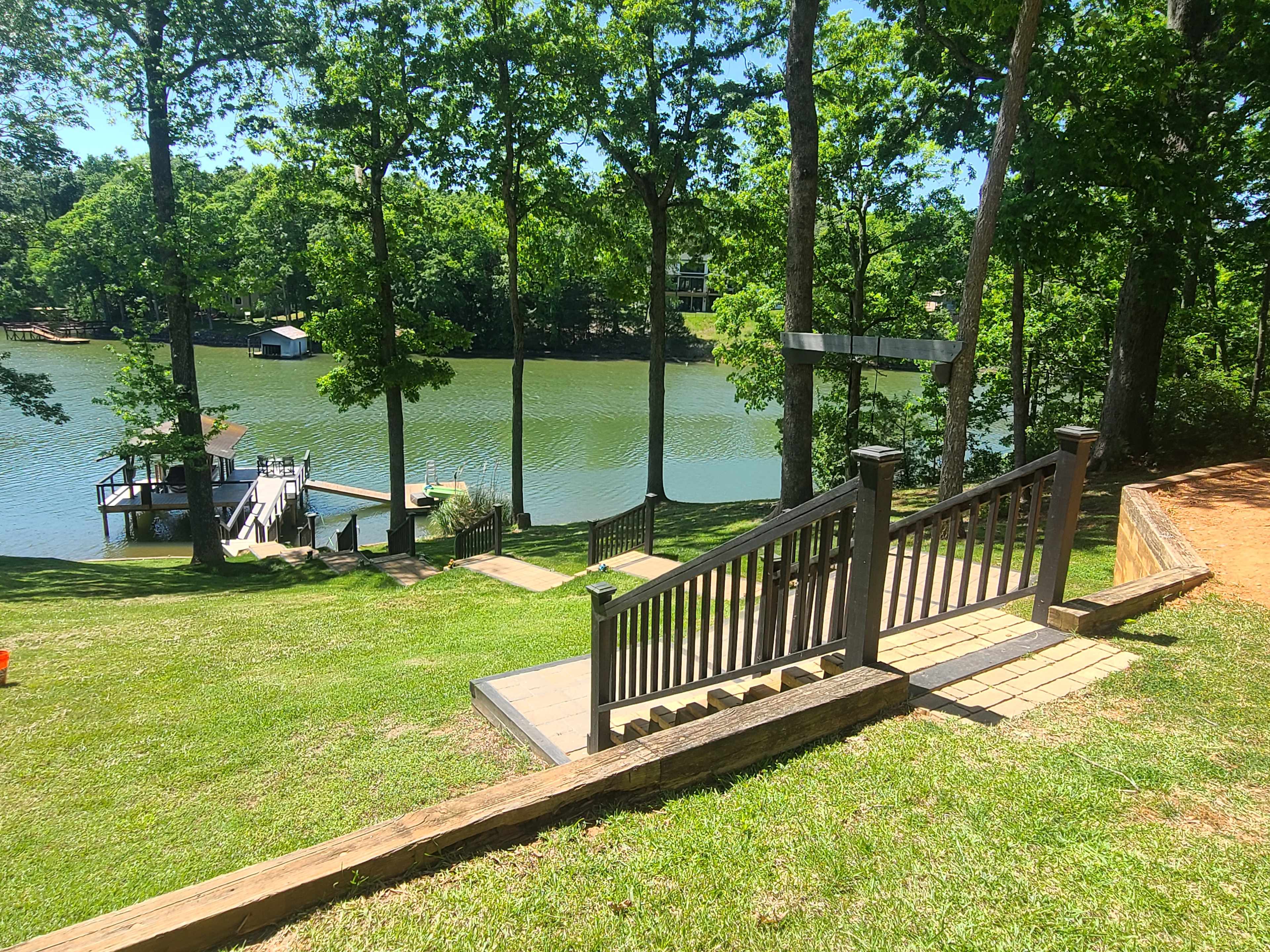 Peaceful RV Camping W Lake Access