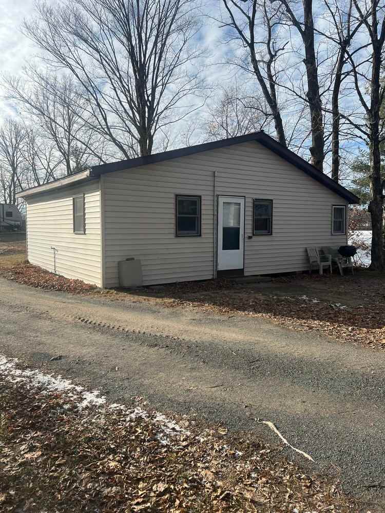 Poskin Lake Resort