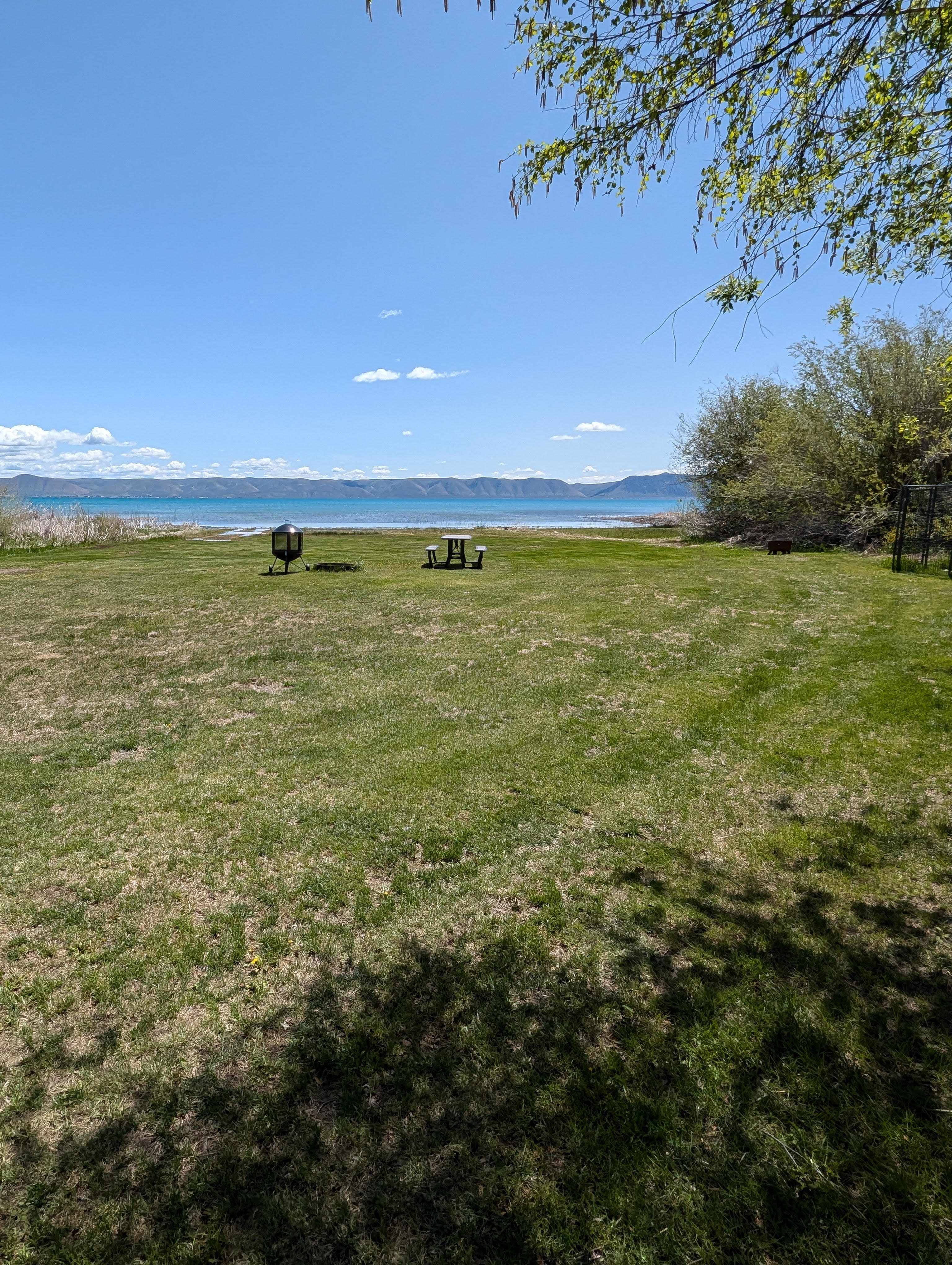 Bear Lake Camping- Lakefront