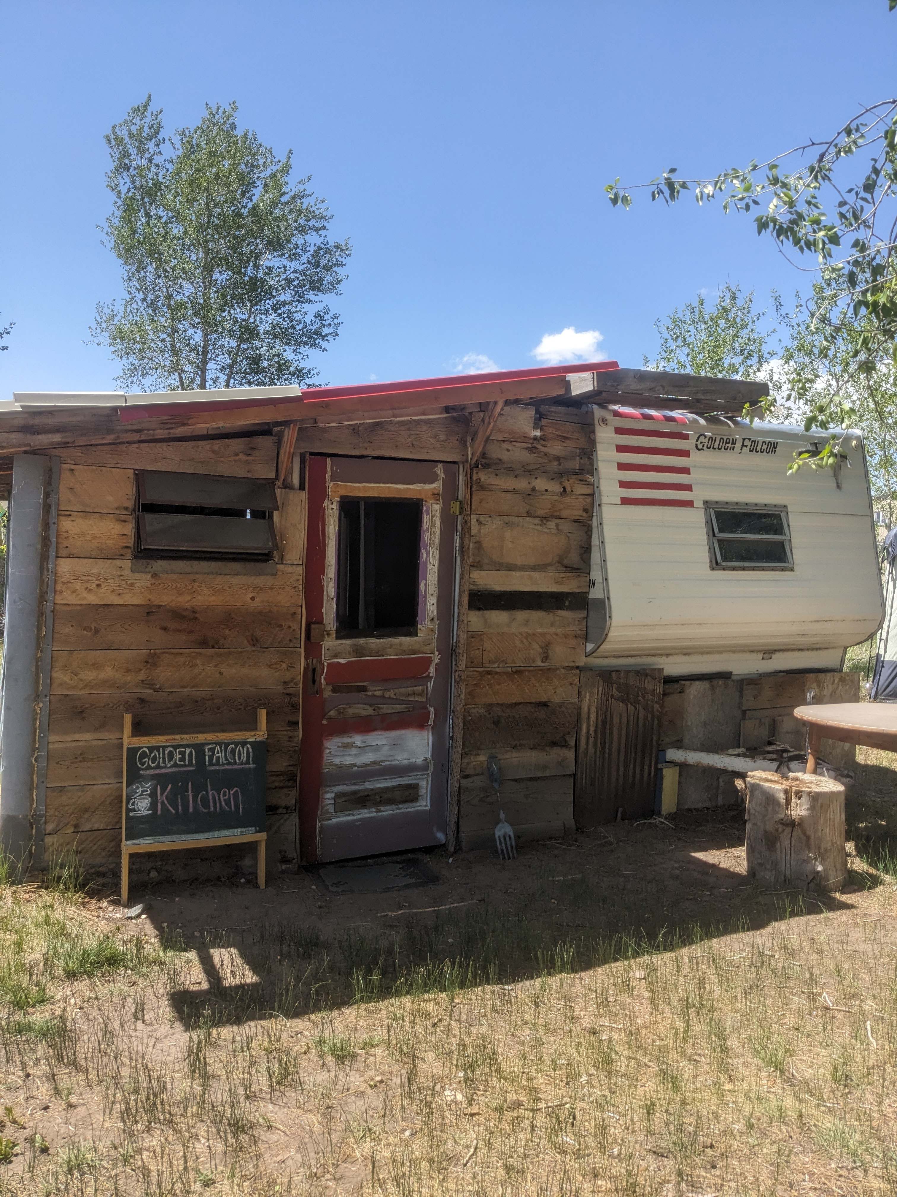 Community kitchen