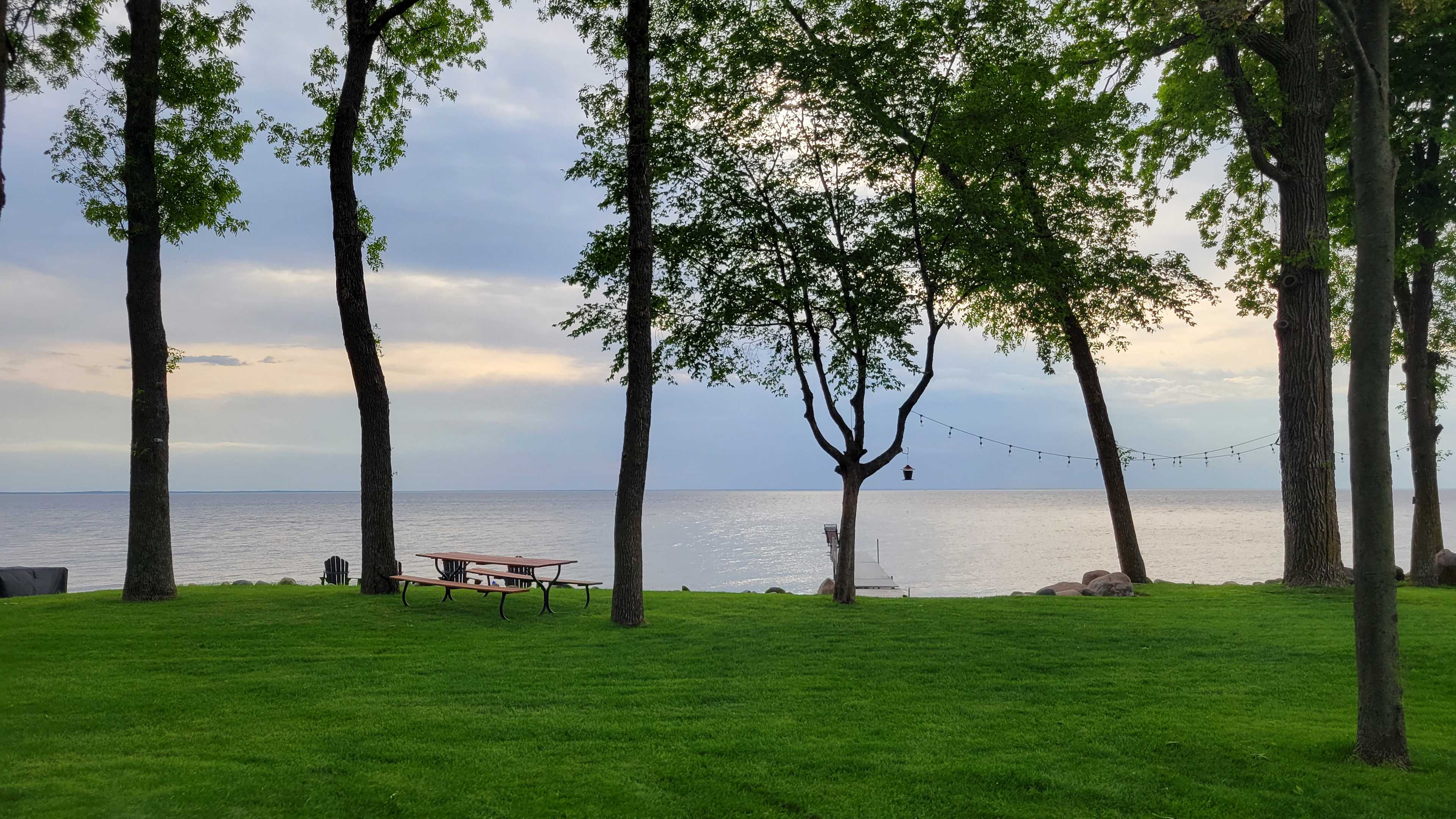 SOL VIND - Lakeside Camping Retreat