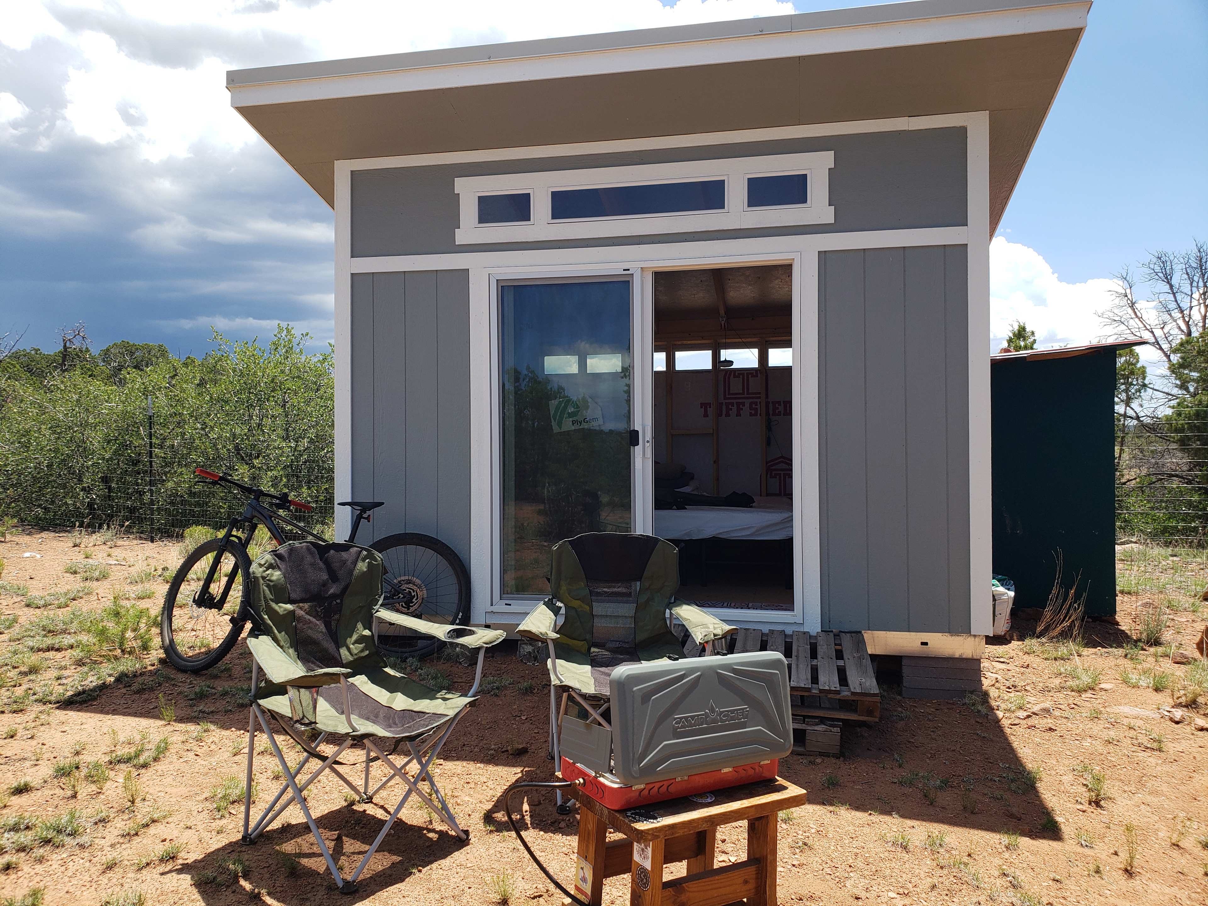 Santa Fe Ridgetop Oasis - Hike In