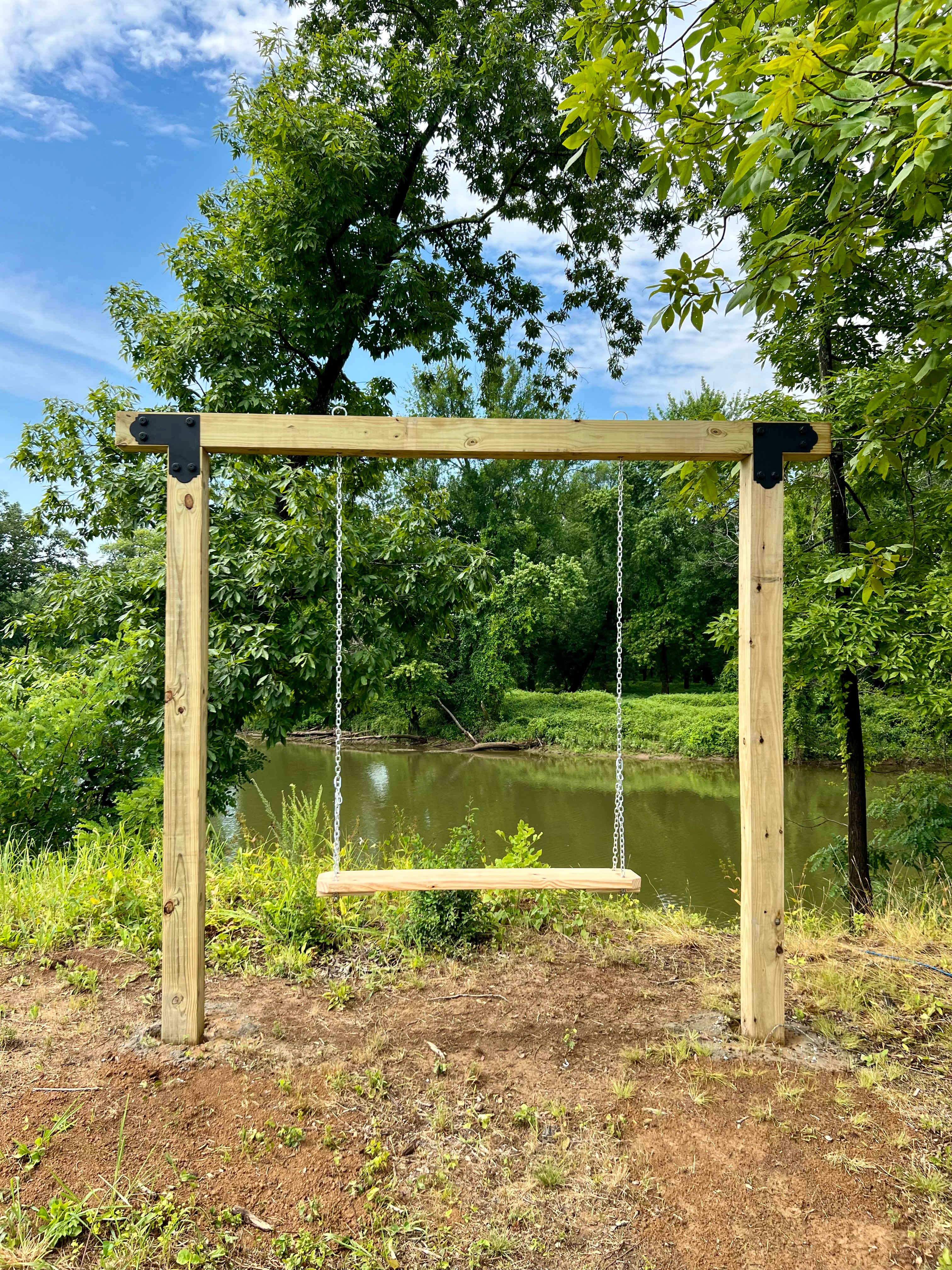 Waterfront Wanderlust: Creekside