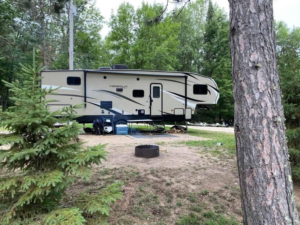 Cabin O' Pines