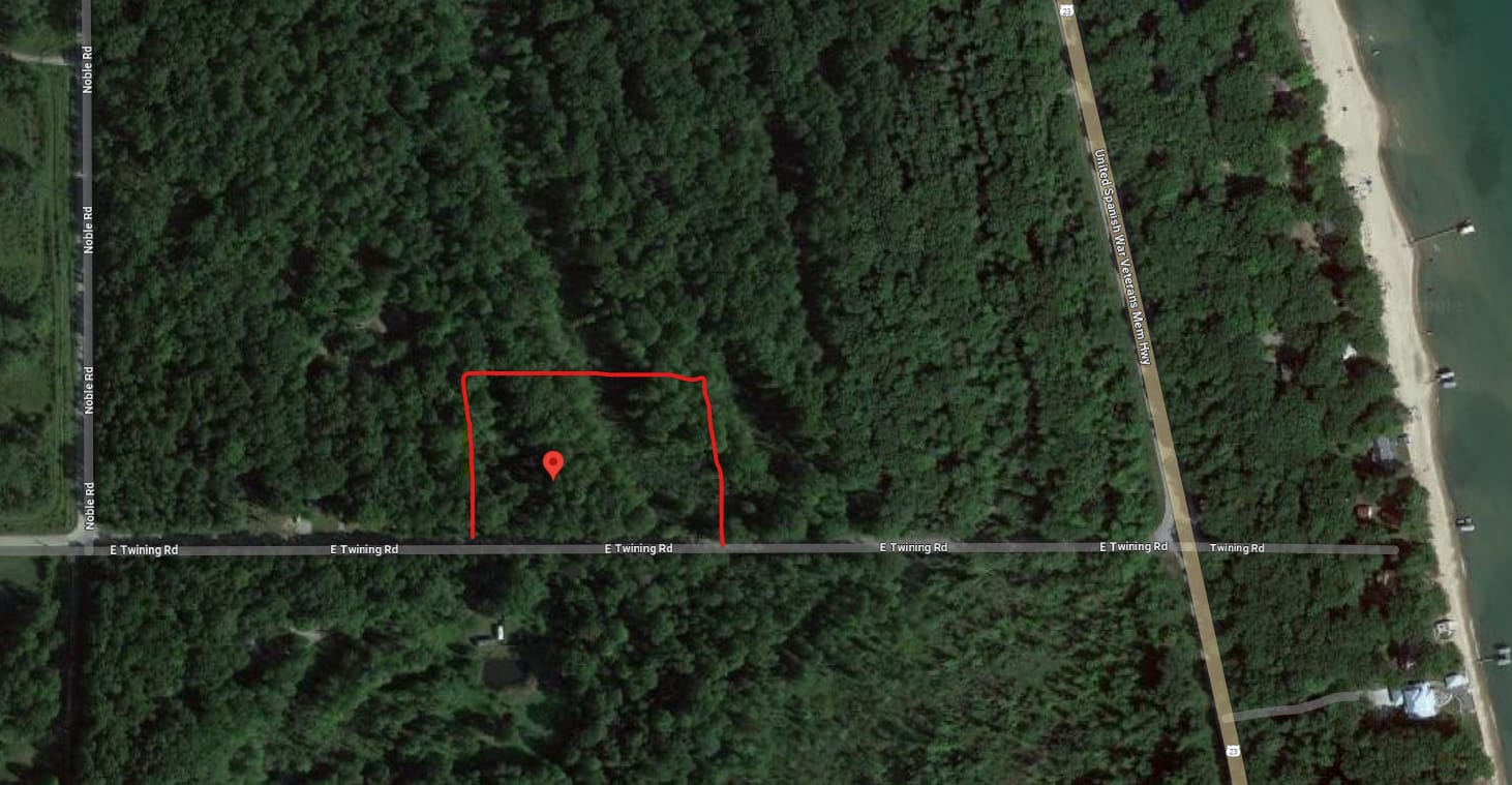 Lake Huron Wooded Retreat 🚗🏕️🏖️