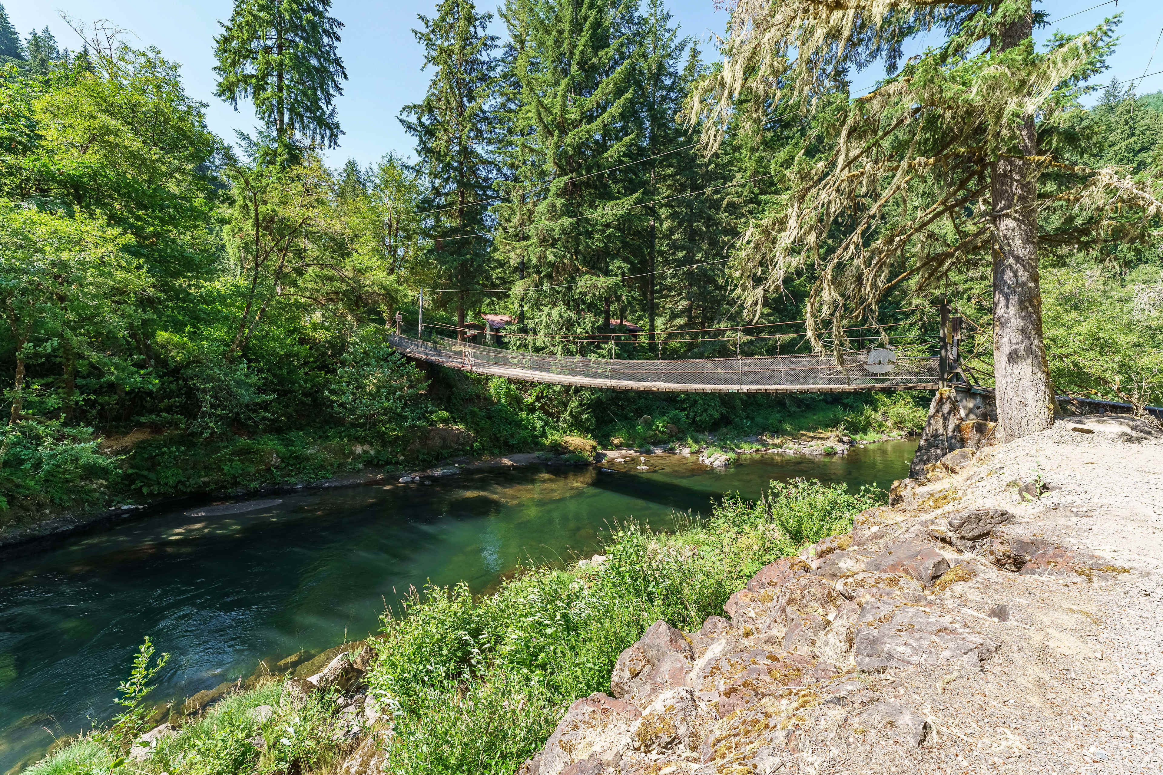 Riverfront Glamping & Camping