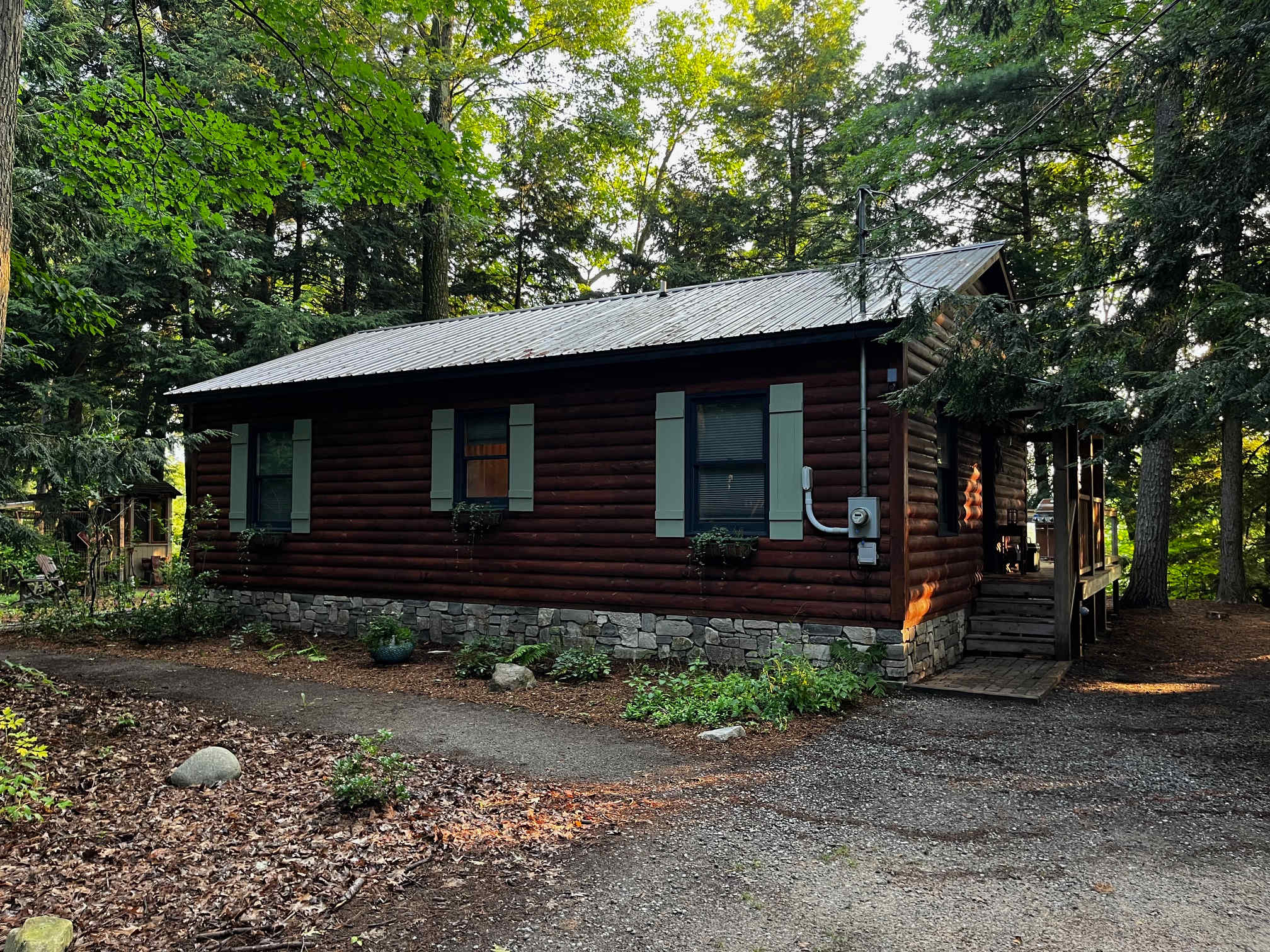 Muskegon Pines-Lake Cabin