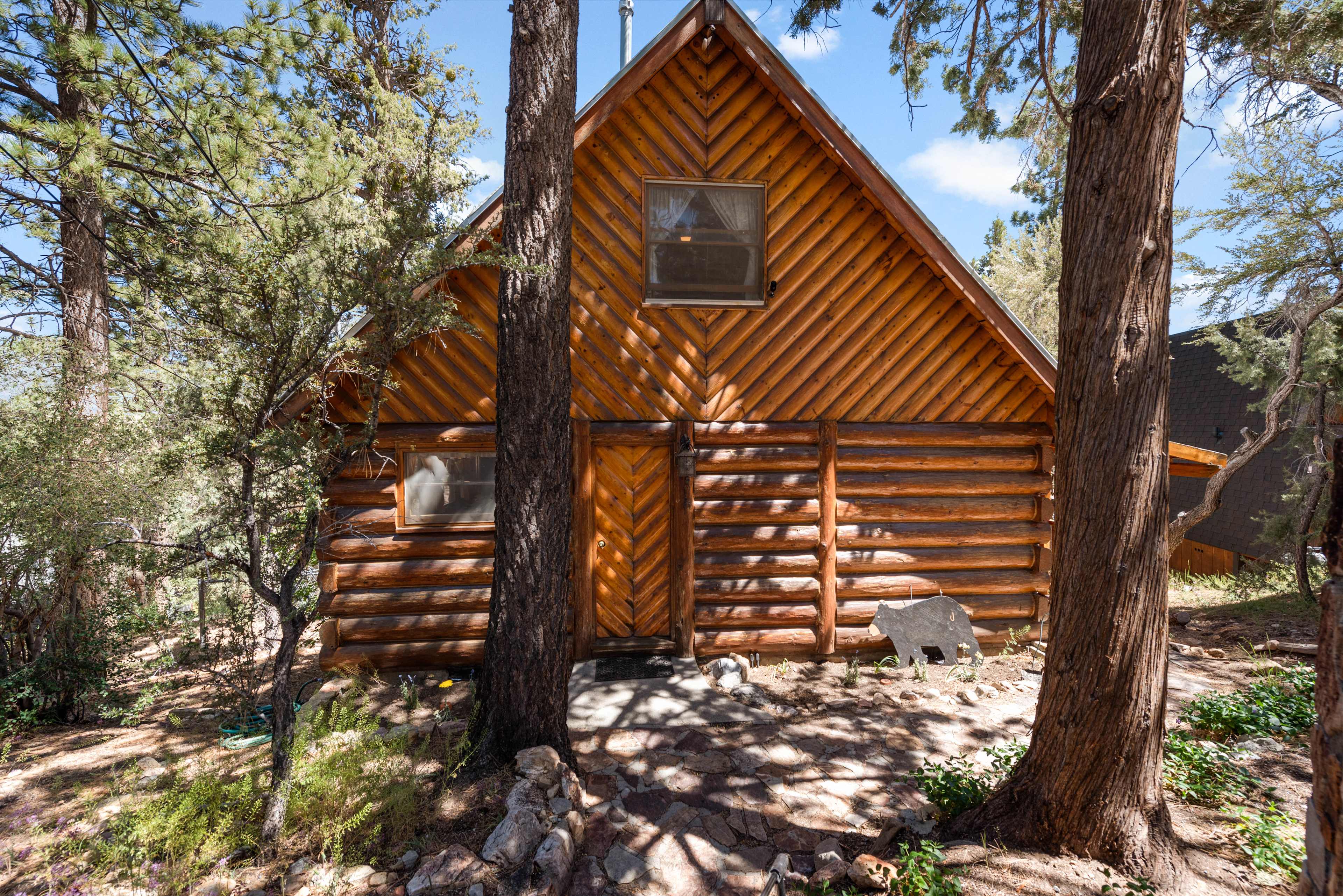 Cozy Mid Century Log Cabin