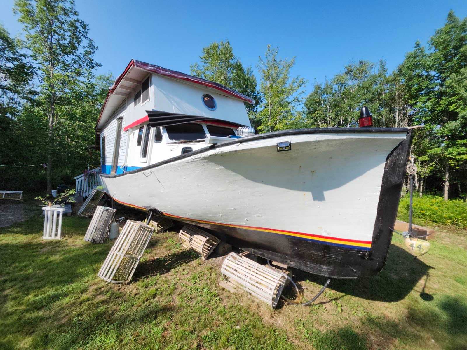 The Lobster Boat Inn
