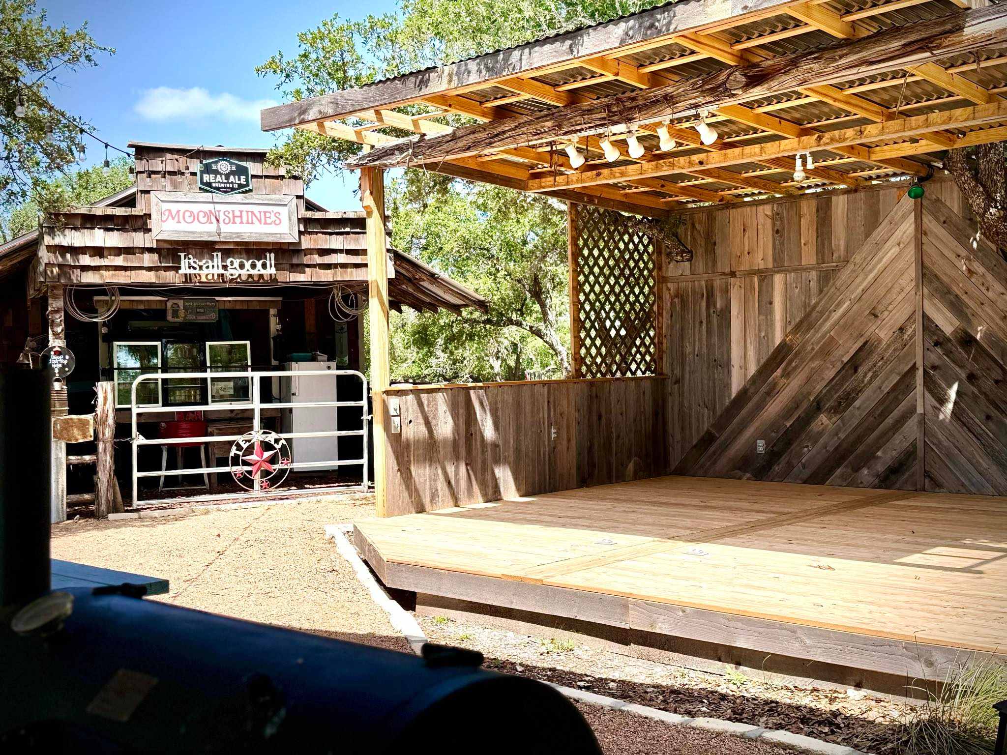 Cowboys and Angels RV Cabins, Venue