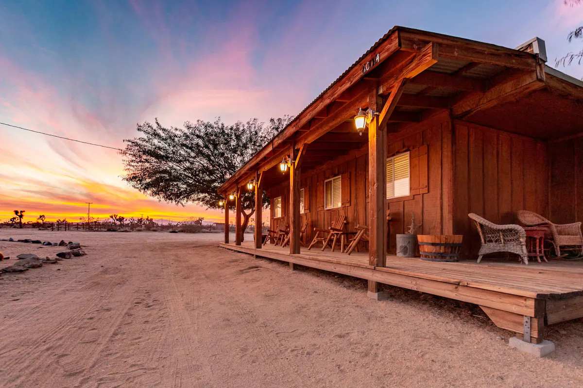 Desert Bliss, Joshua Tree, Huge Skies, Tub & Pool