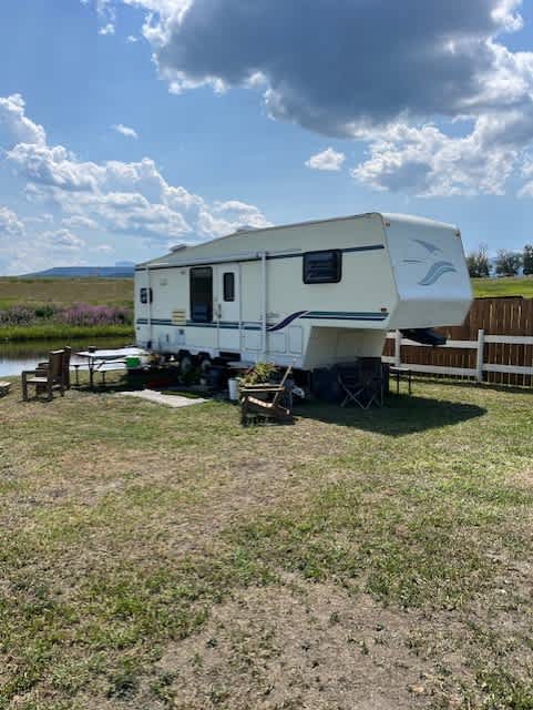 The Mariposa Glamping/Camping