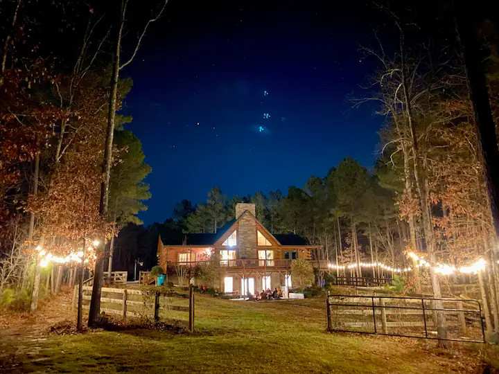Whispering Pines Cabin Guest Suite