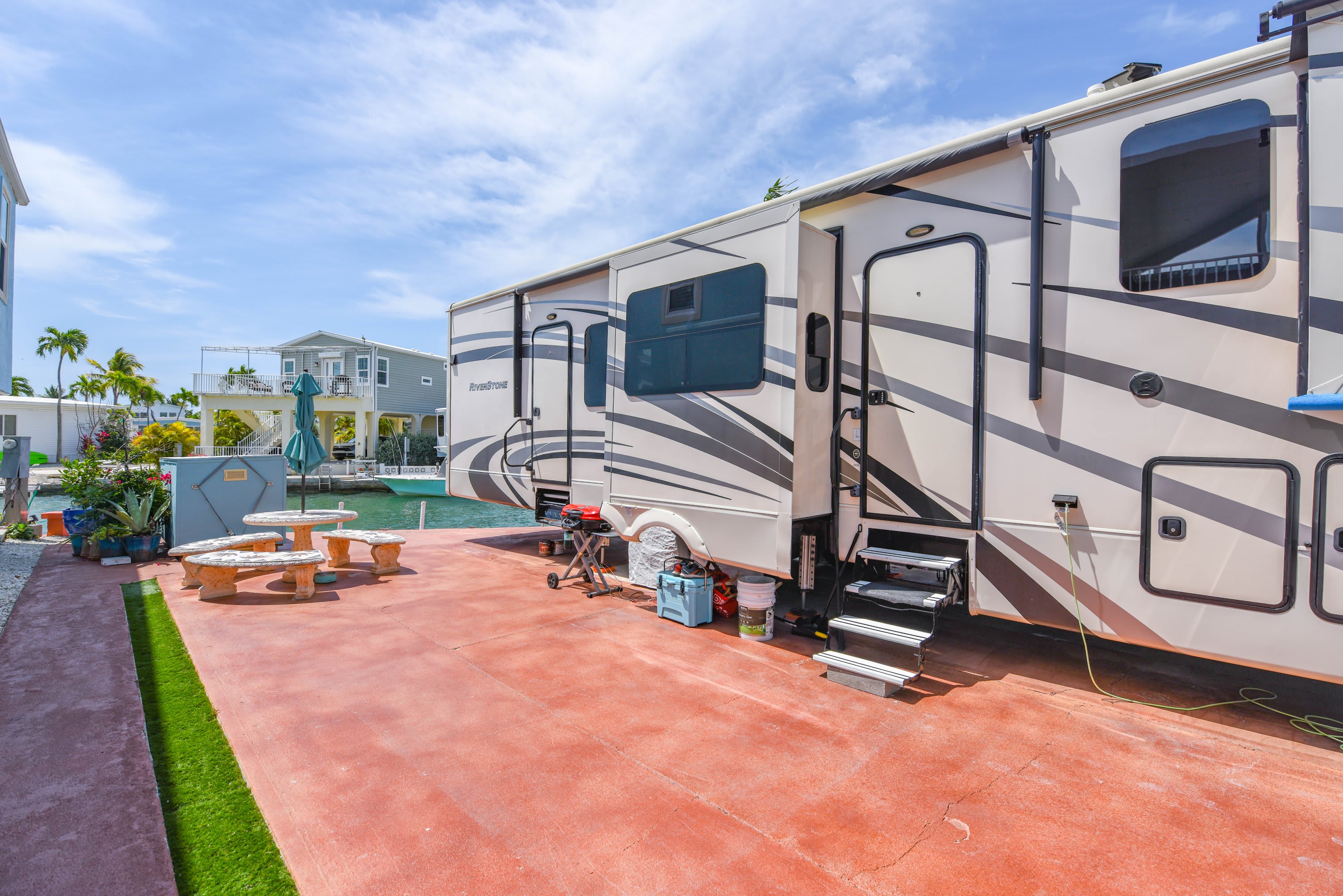 Venture Out RV Lot 160